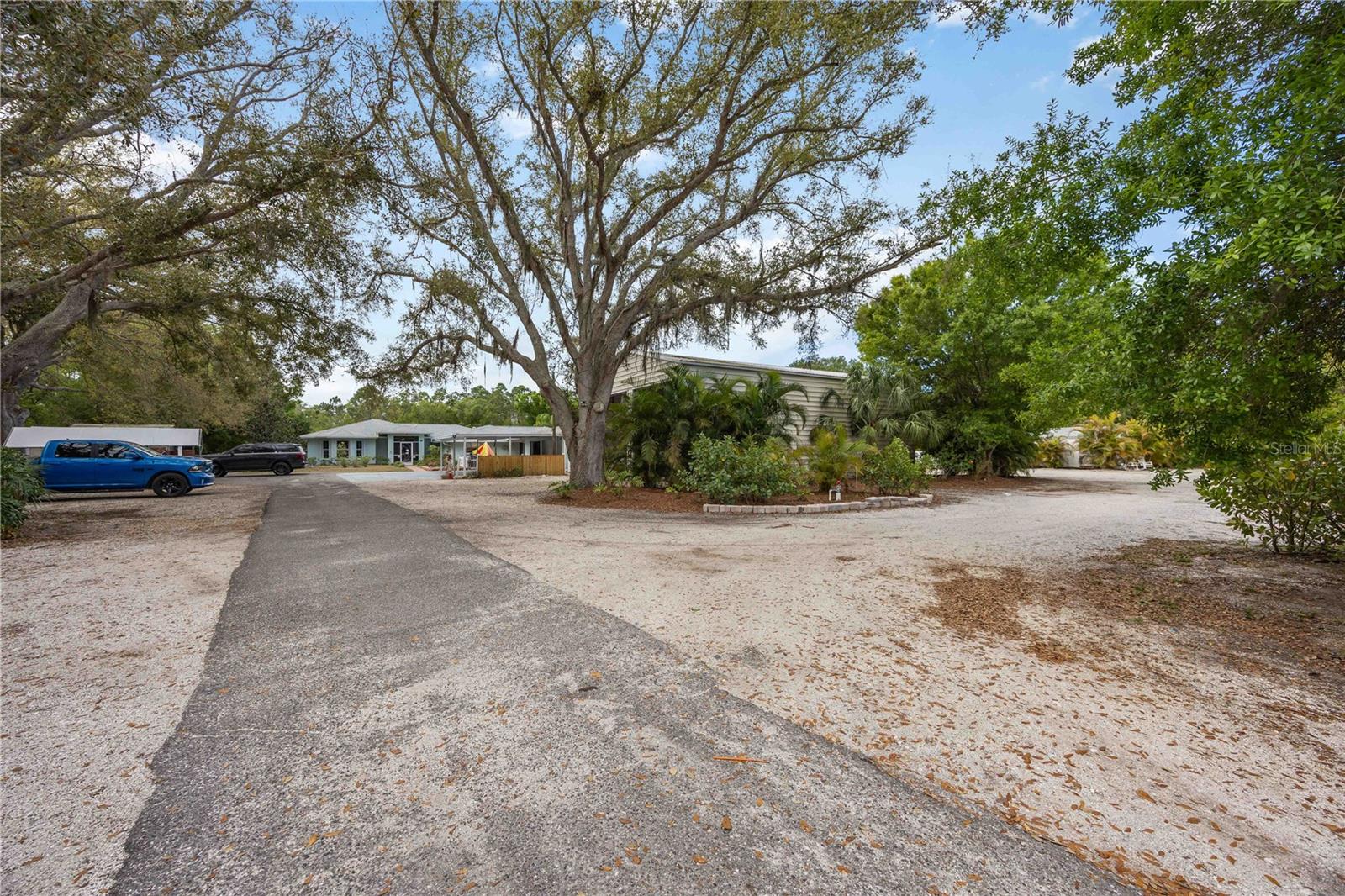 740 ARABIAN CIR