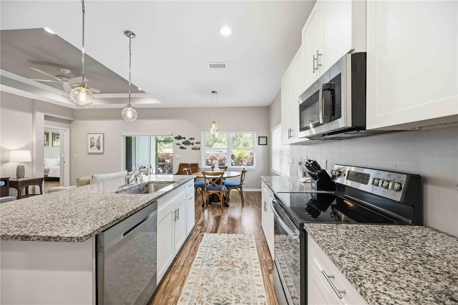 309 PAVONIA RD