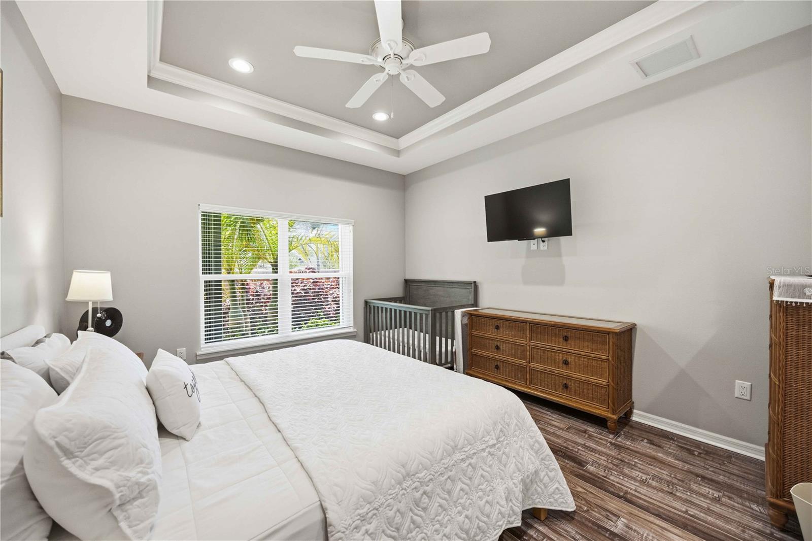 309 PAVONIA RD