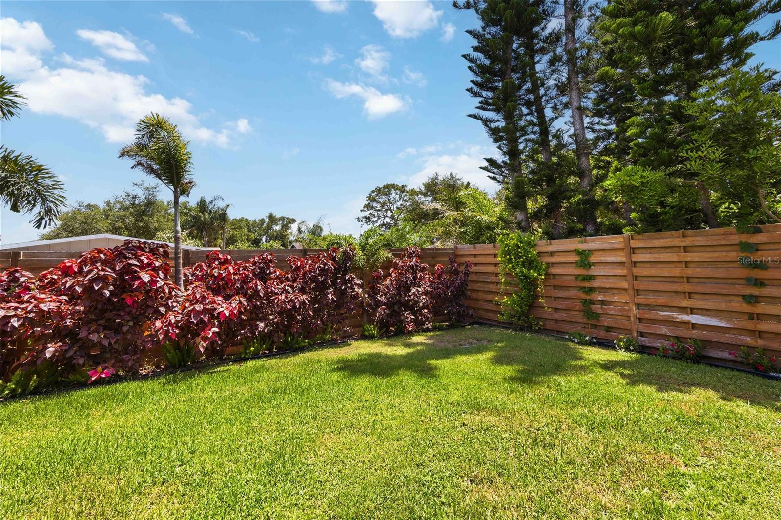 309 PAVONIA RD
