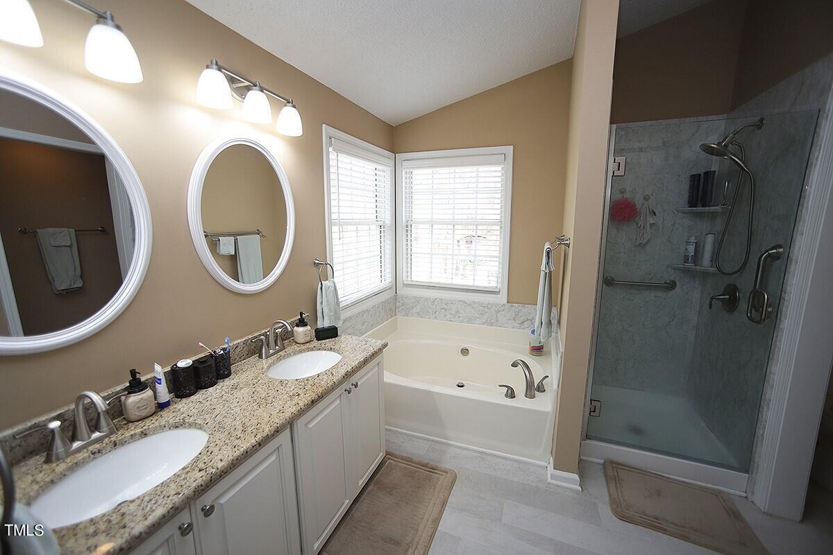 833 Lochmaben Street