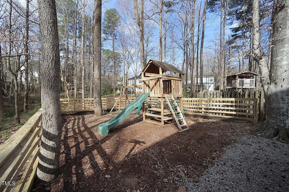 833 Lochmaben Street