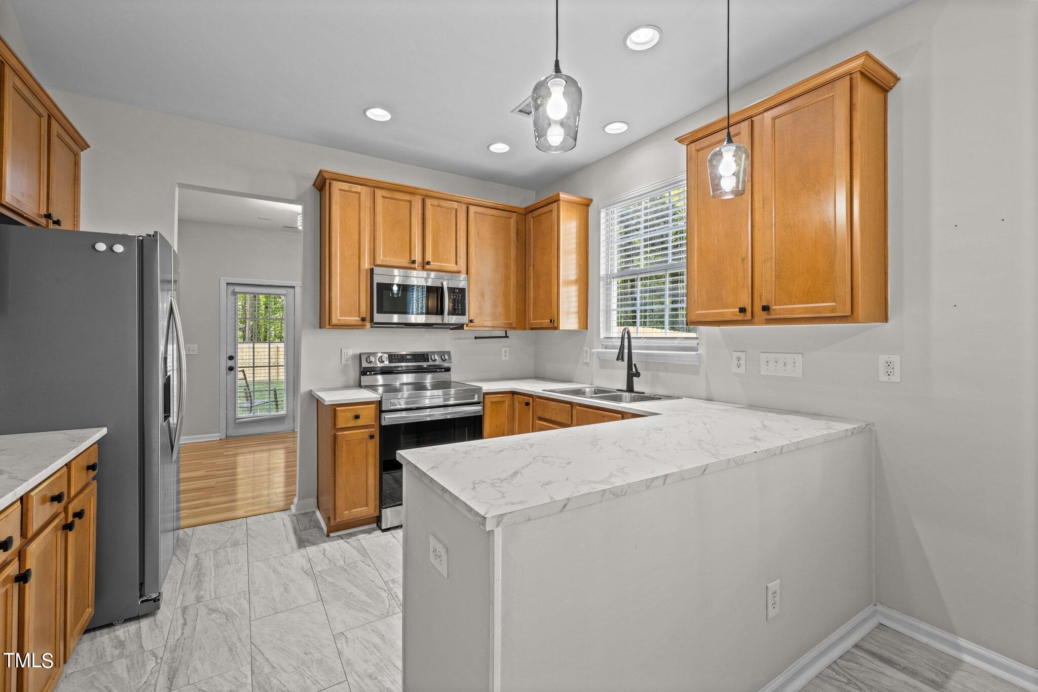 12304 Kendall Ridge Court