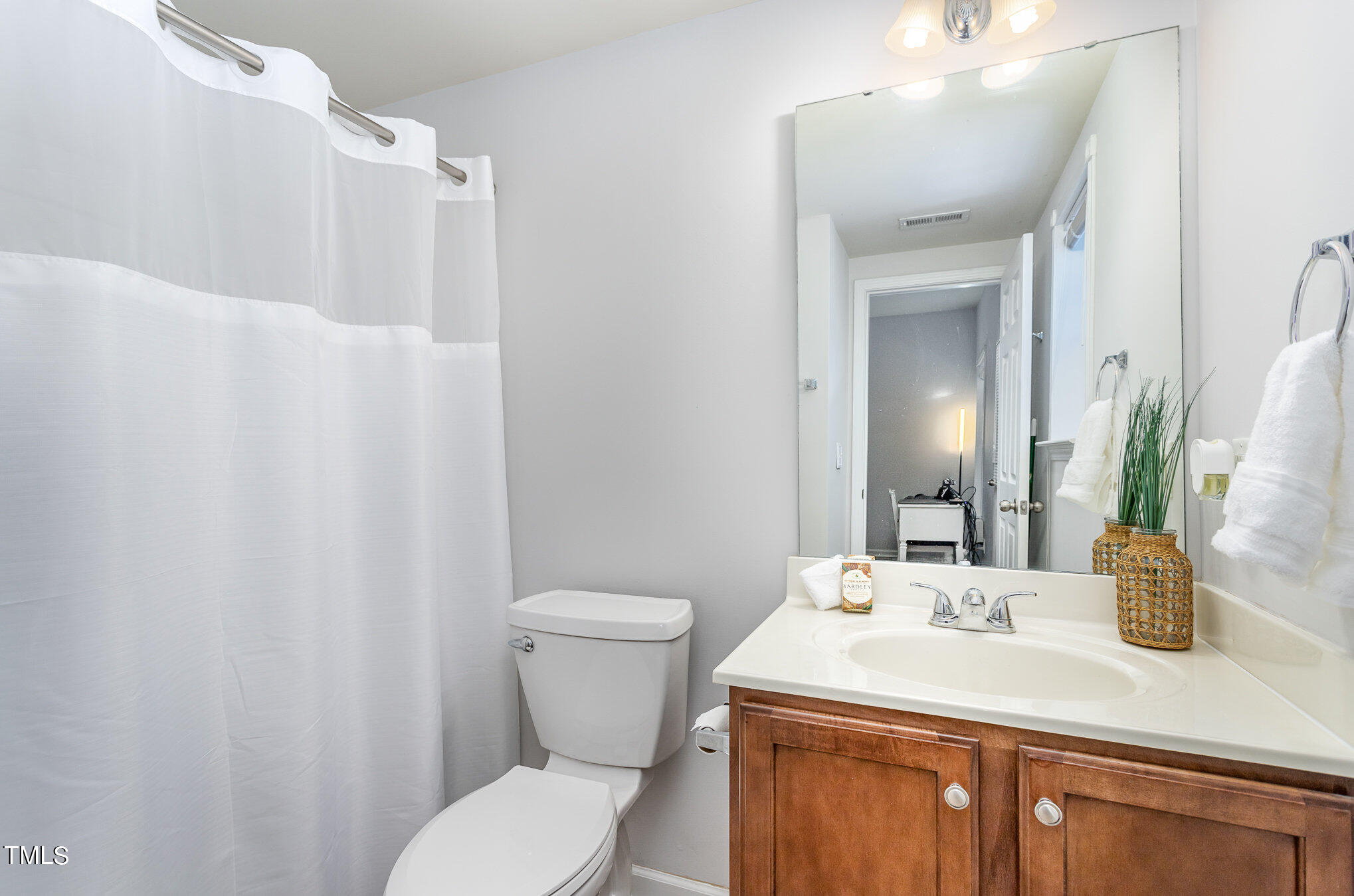 208 High Ramble Lane