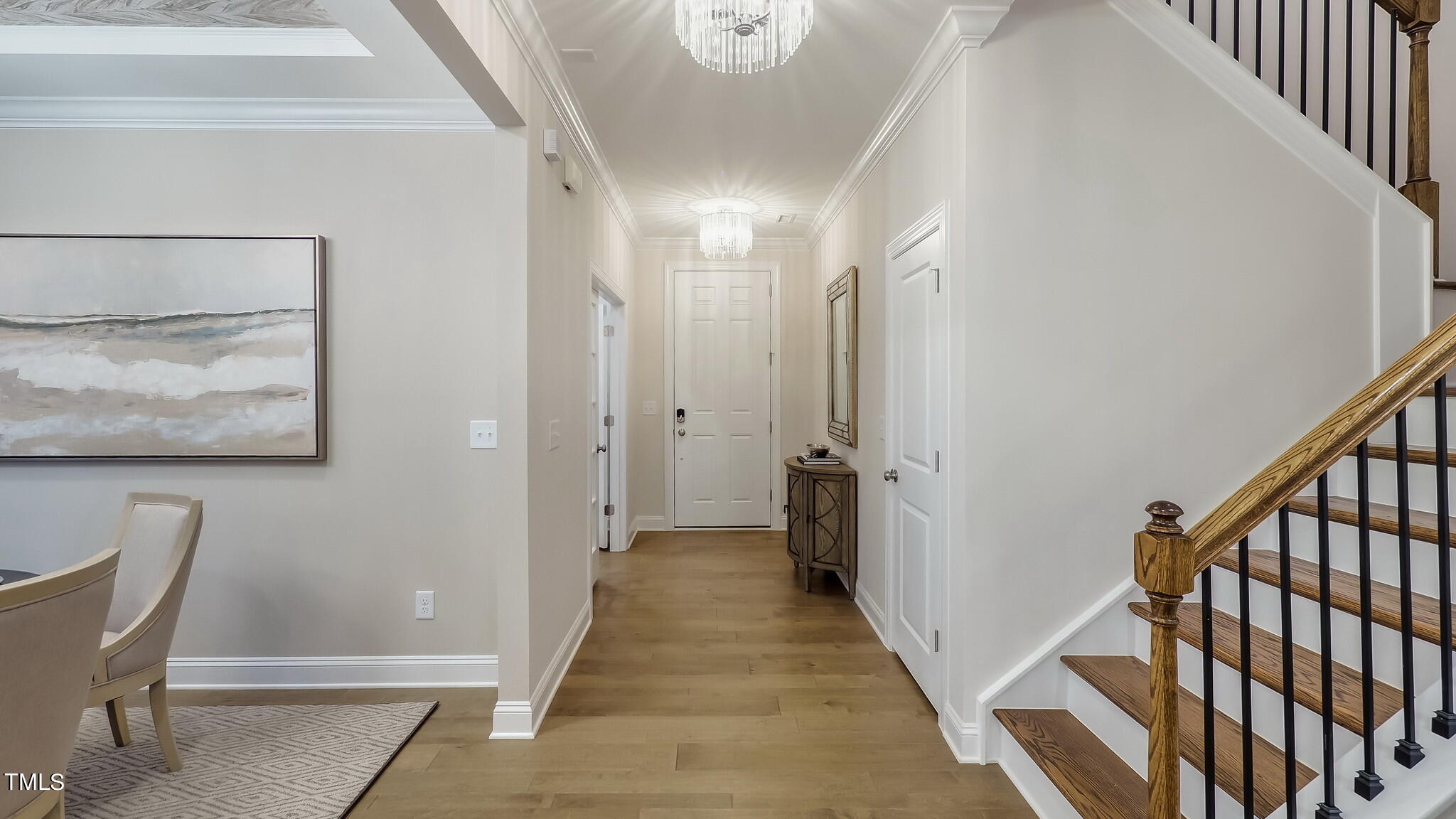 2209 Birdhouse Lane
