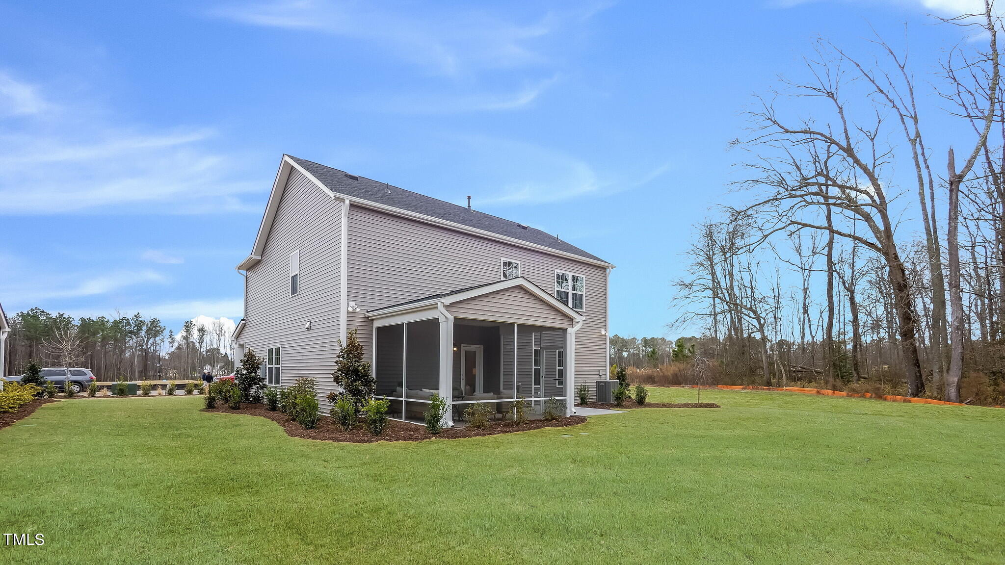 2209 Birdhouse Lane