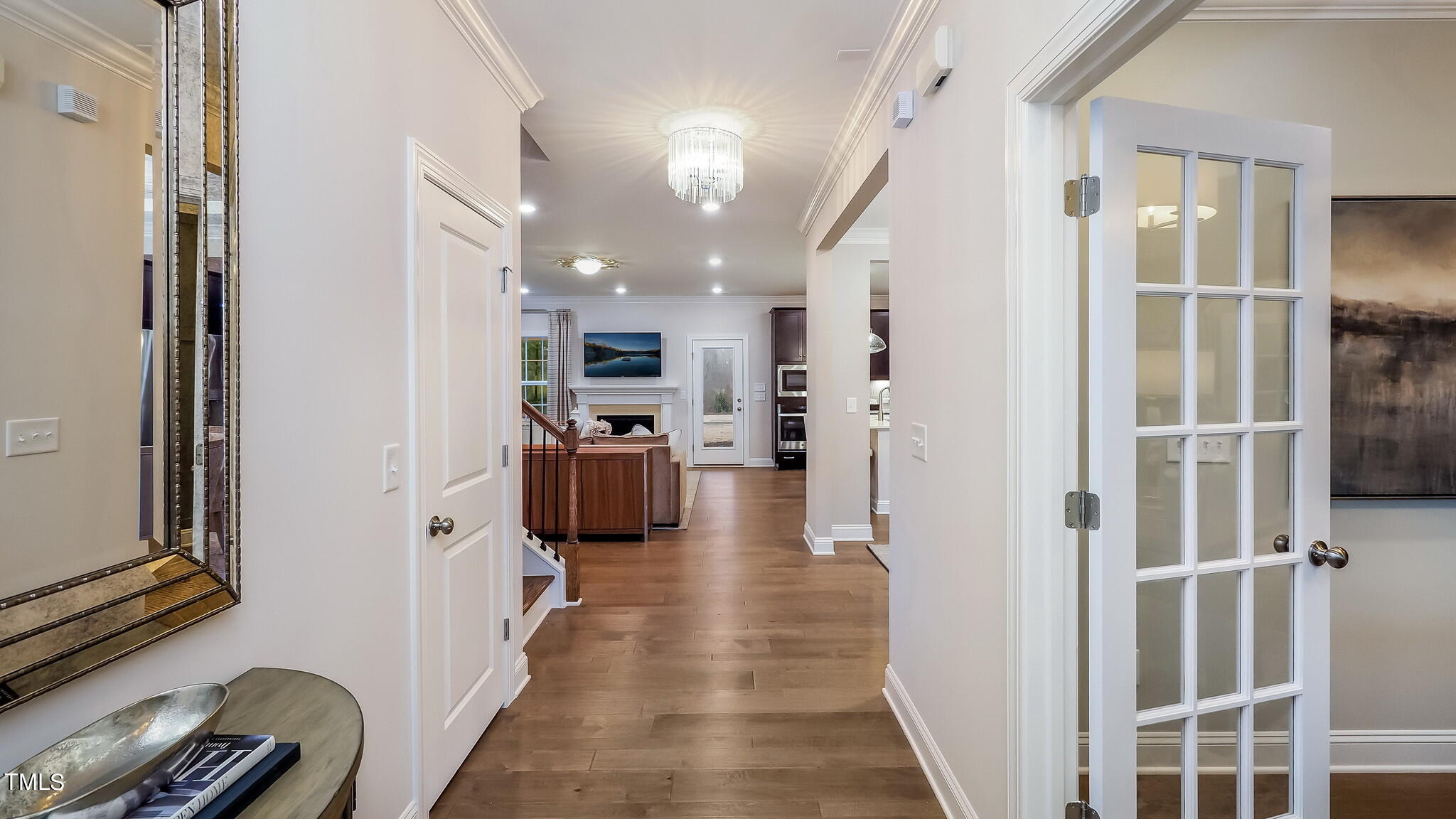 2209 Birdhouse Lane