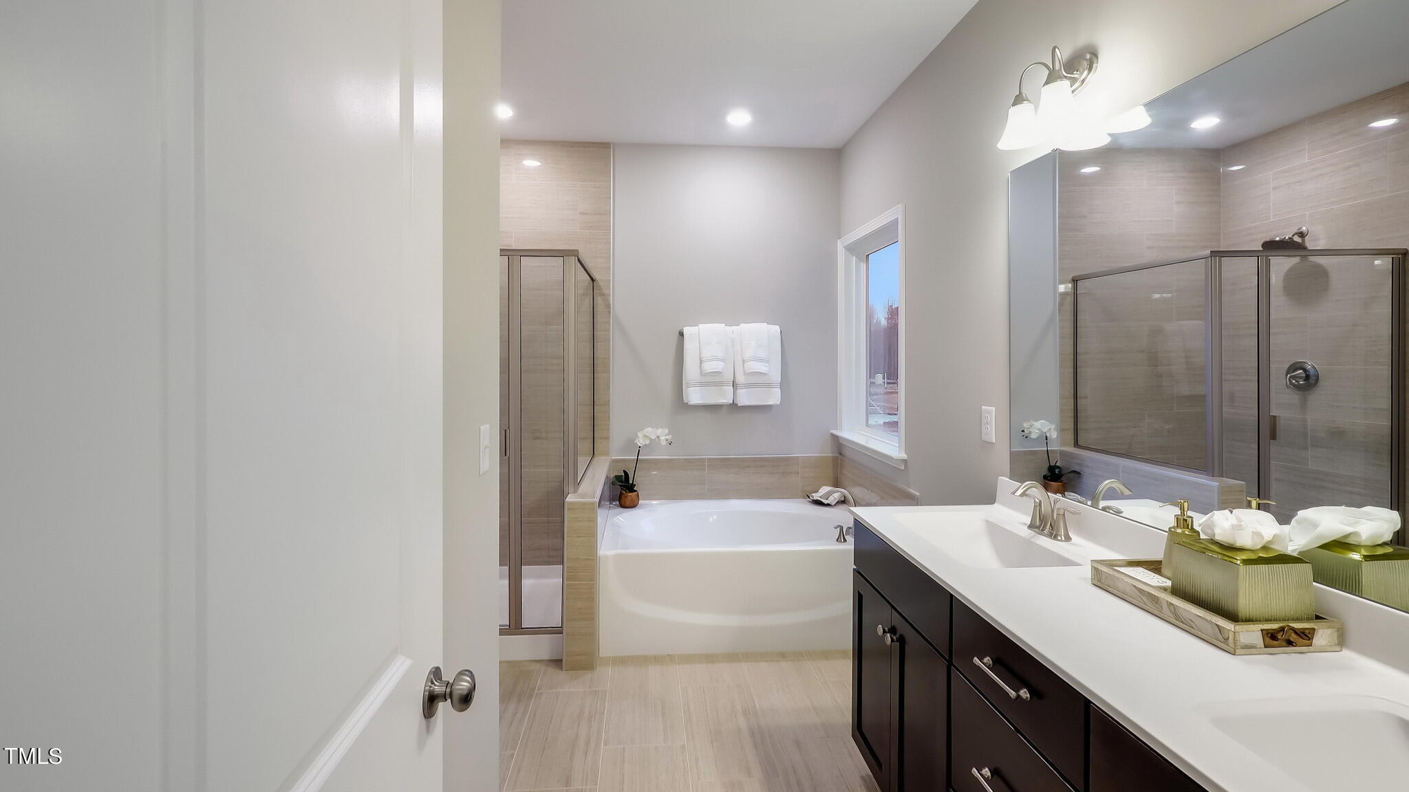 2209 Birdhouse Lane