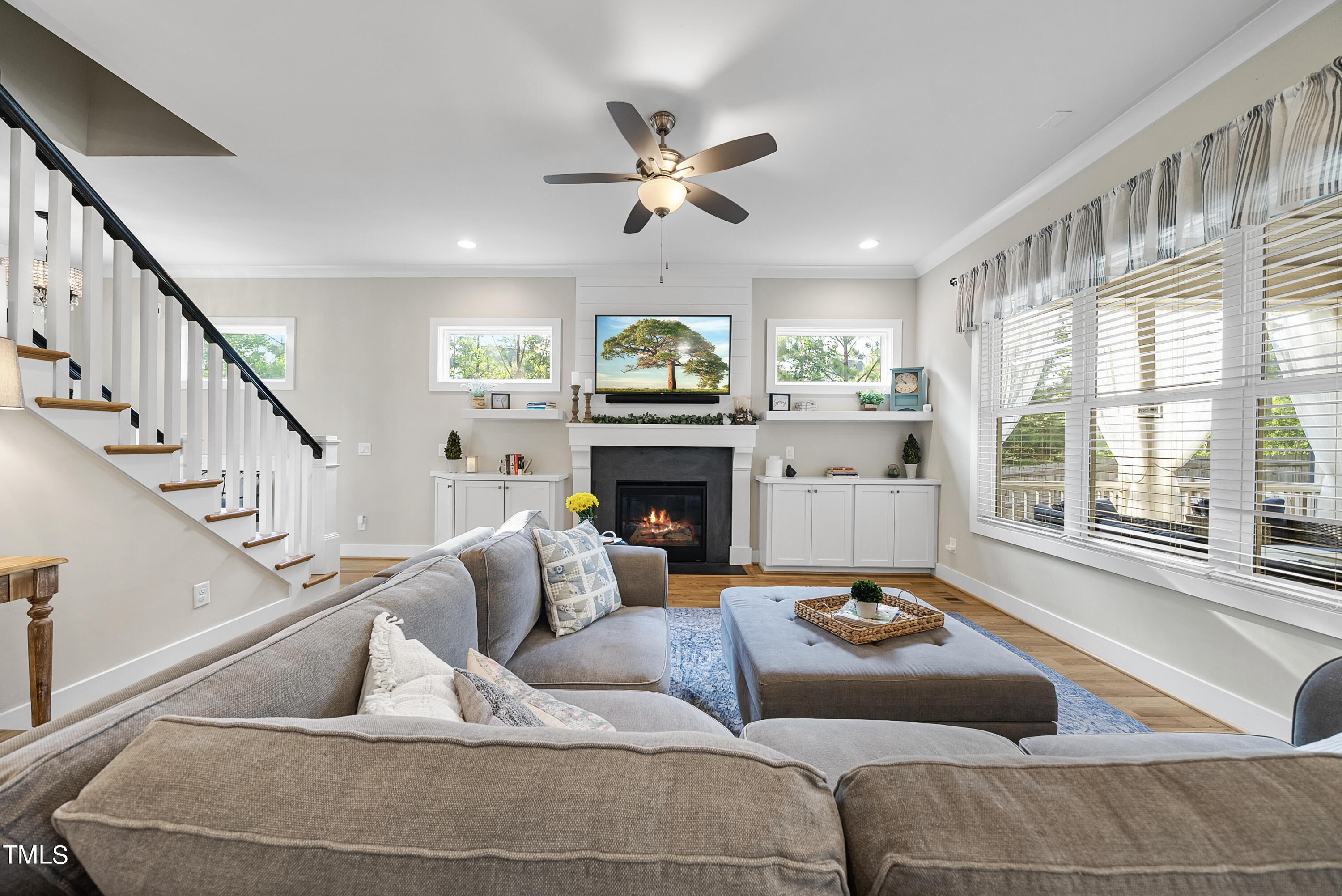 2995 Mills Lake Wynd