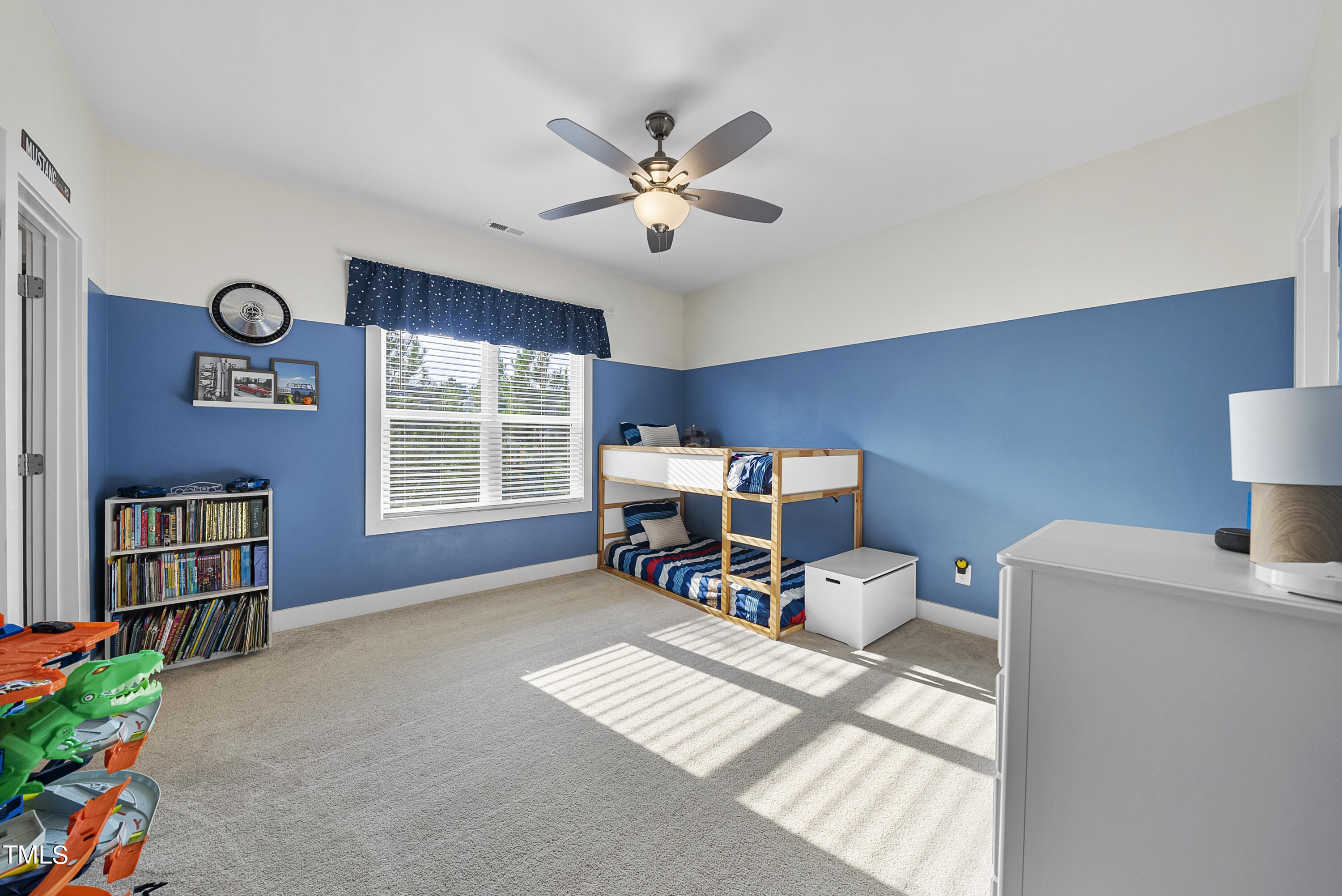 2995 Mills Lake Wynd