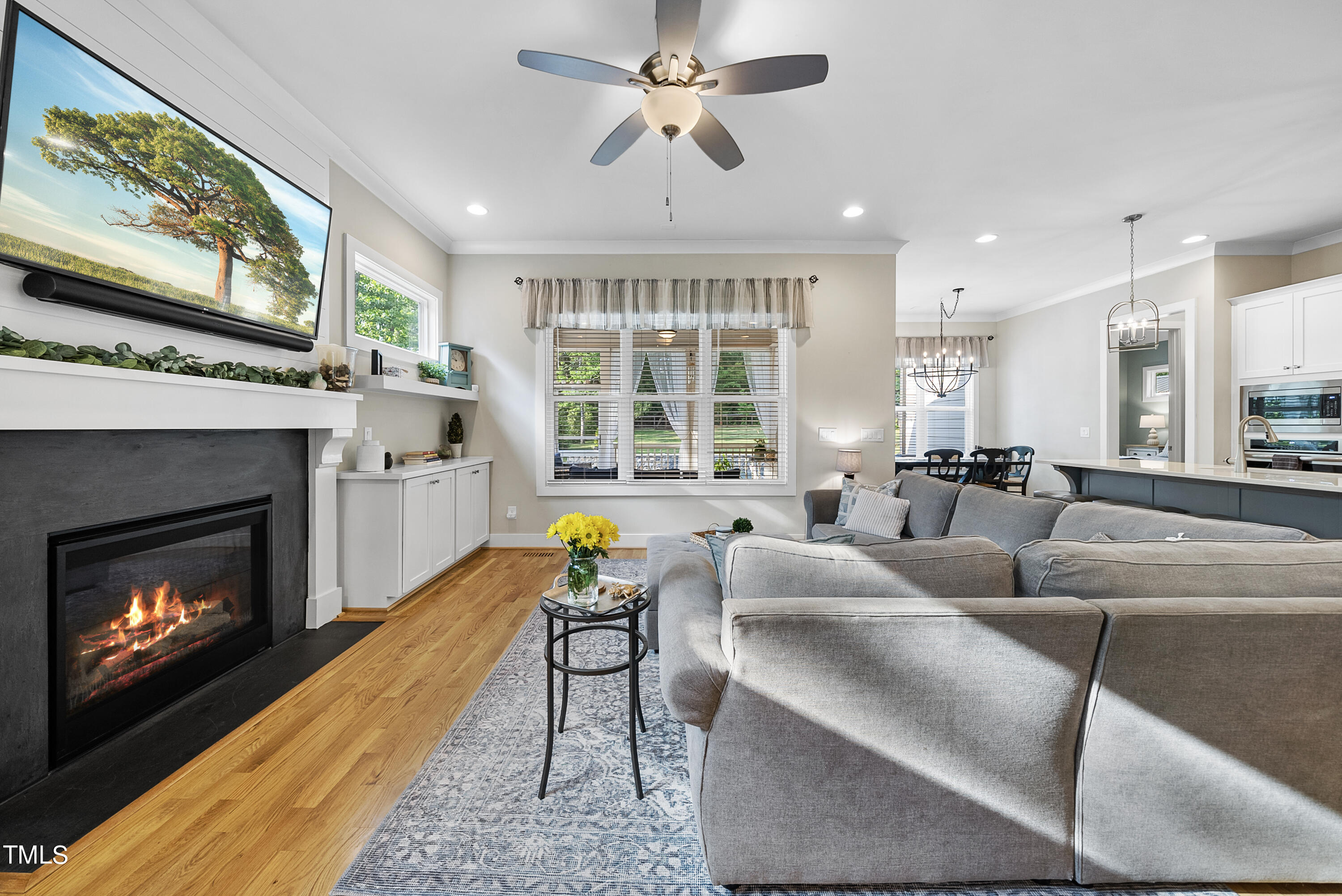 2995 Mills Lake Wynd