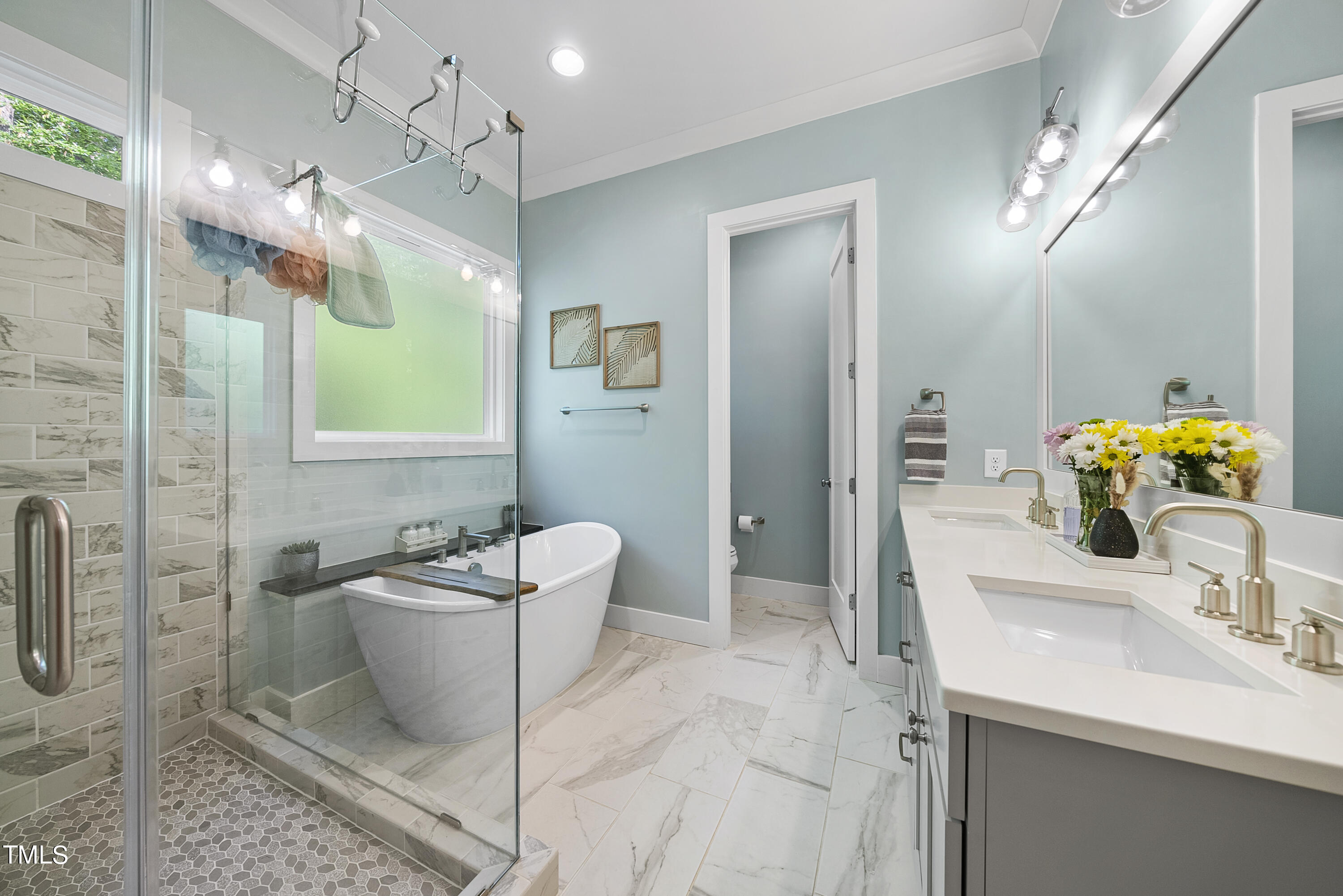 2995 Mills Lake Wynd