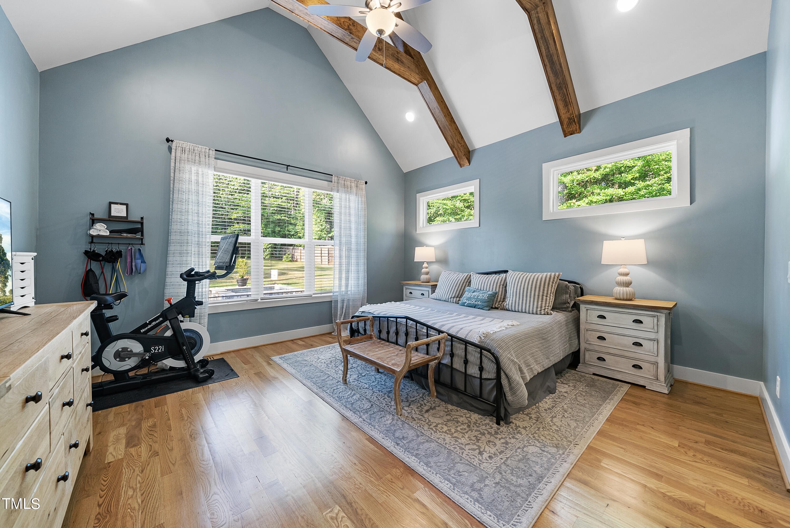 2995 Mills Lake Wynd