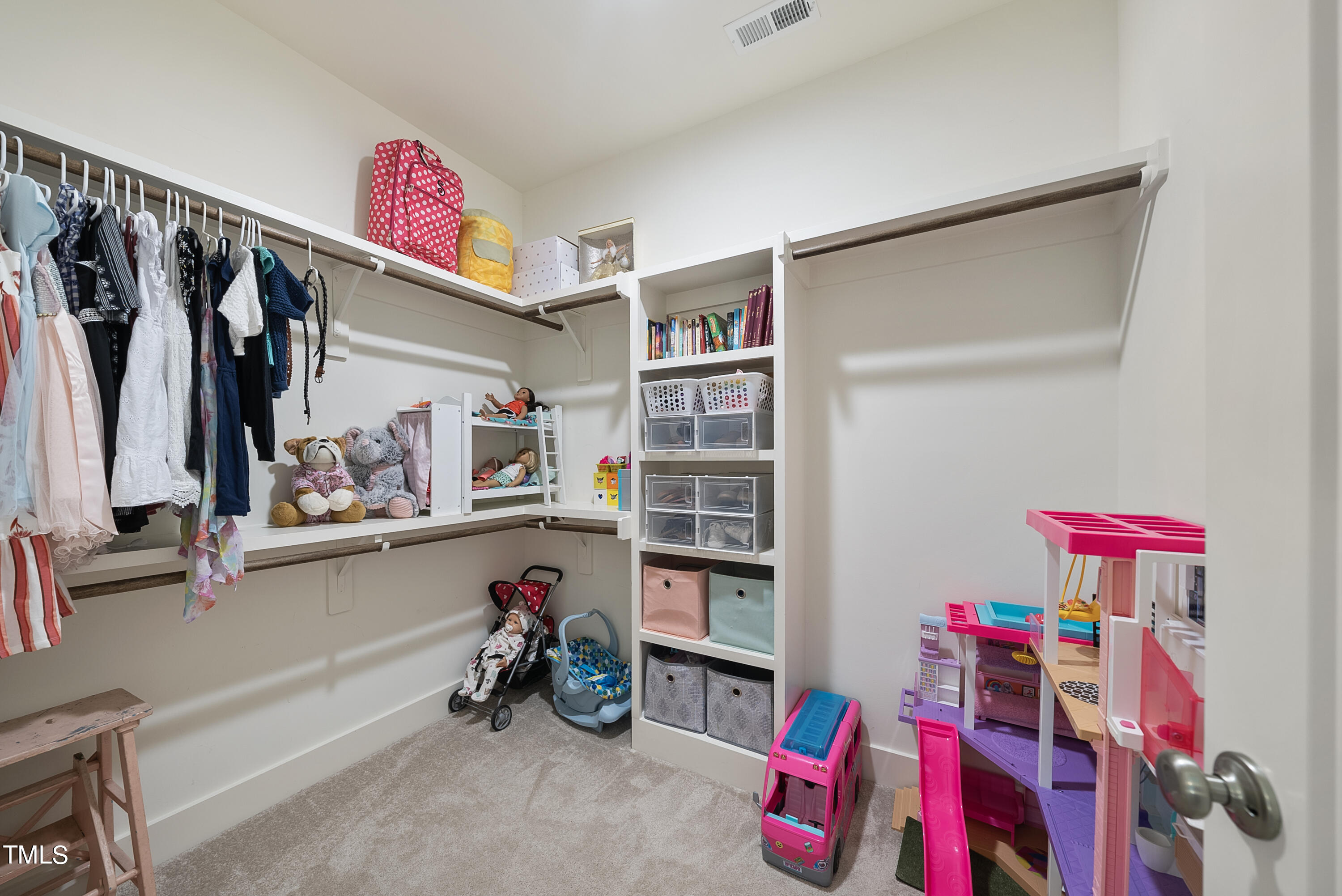 2995 Mills Lake Wynd