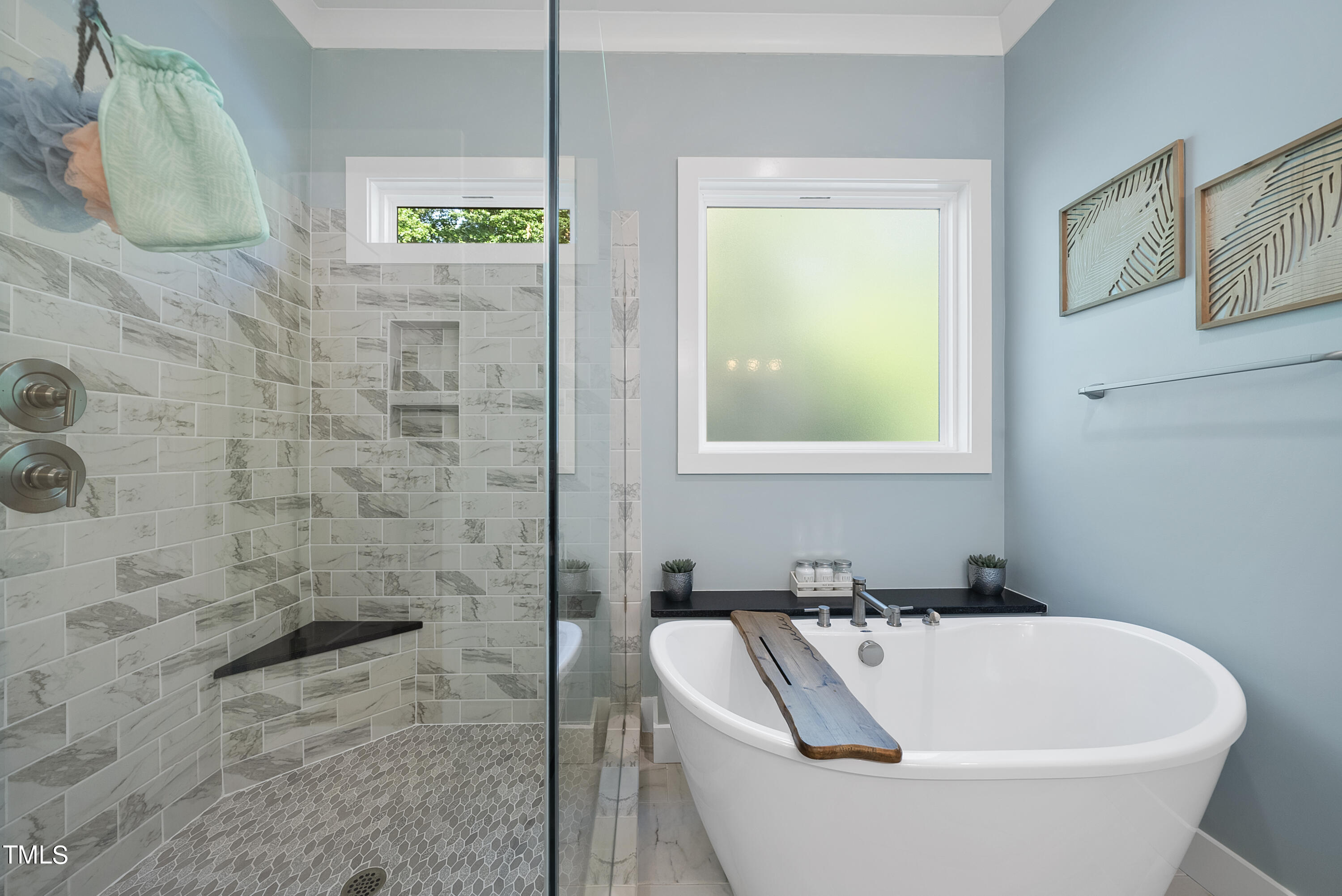 2995 Mills Lake Wynd