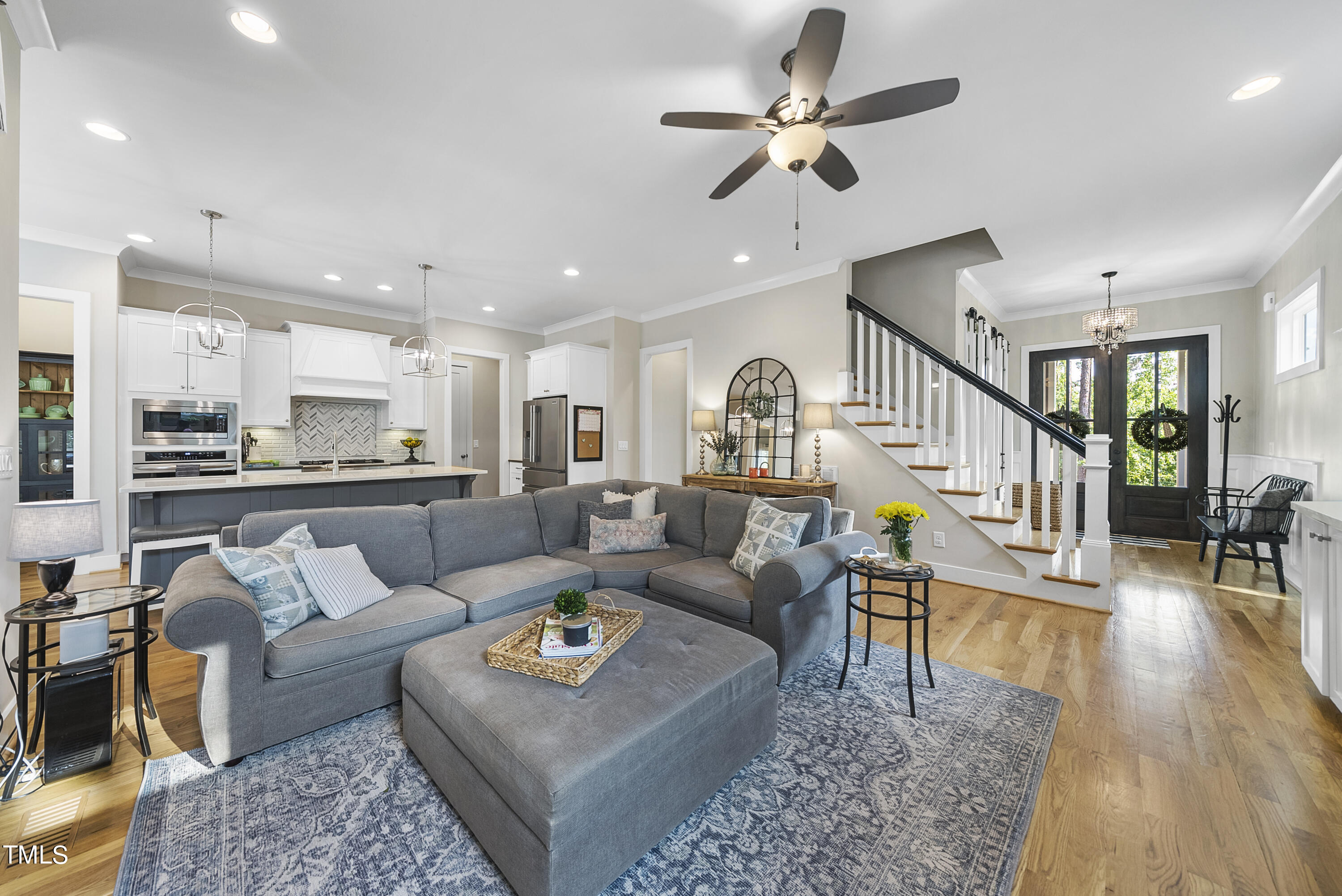 2995 Mills Lake Wynd