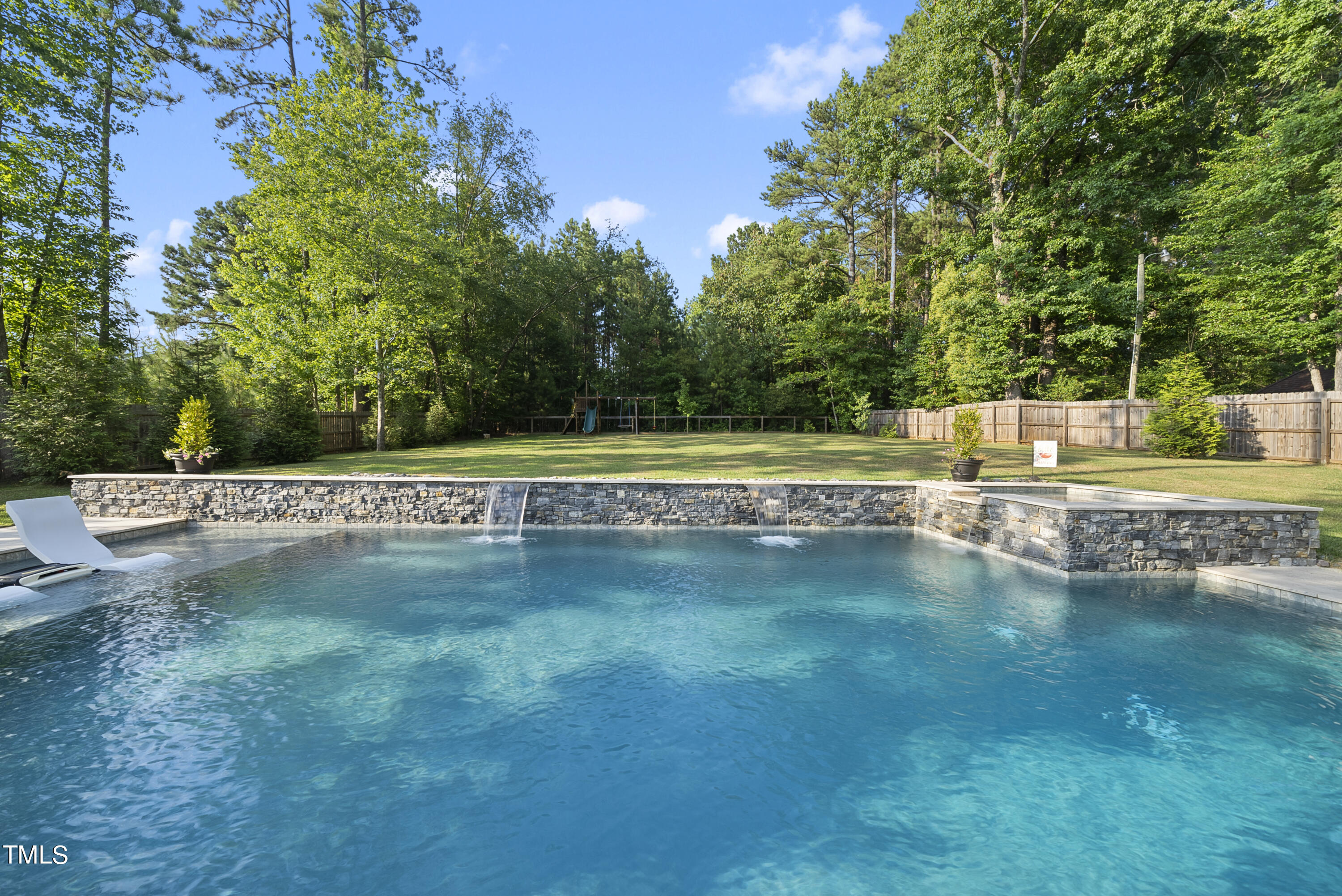 2995 Mills Lake Wynd