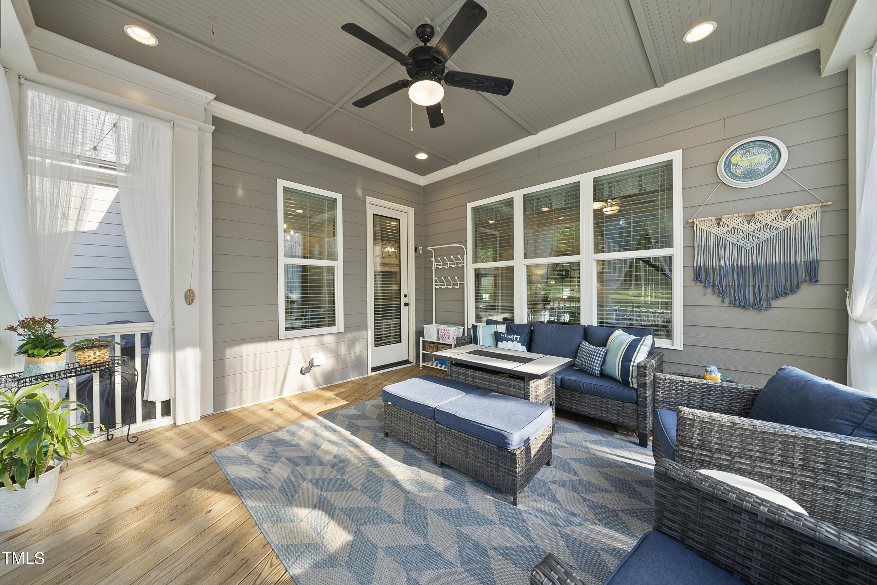 2995 Mills Lake Wynd