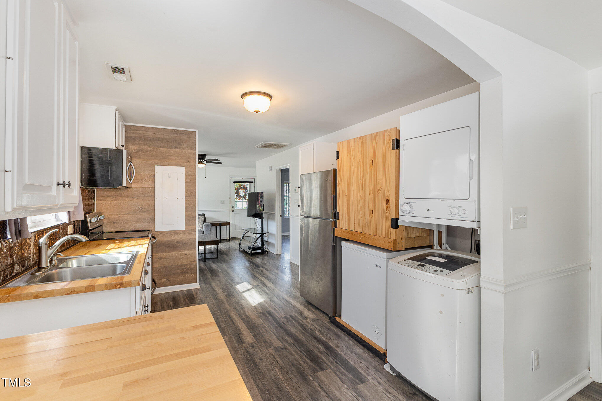 104 N Jackson Street