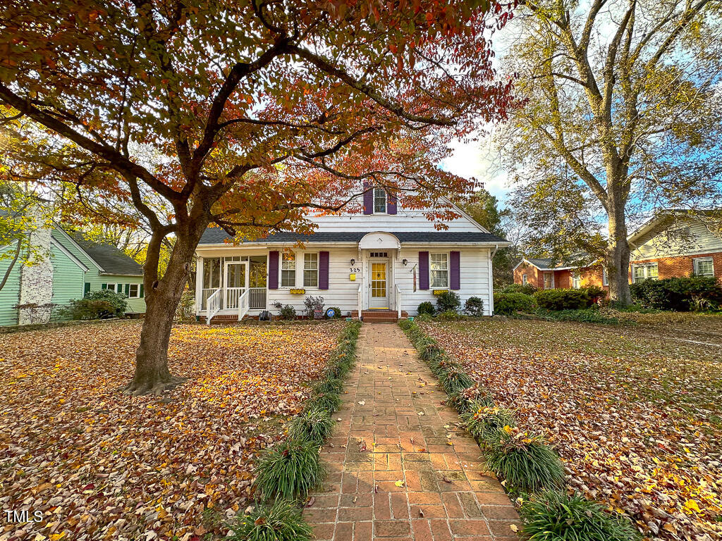 225 Brehon Street