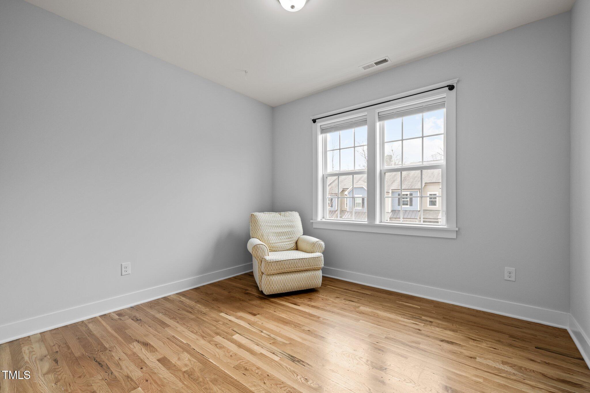 215 Ellsworth Manor Drive