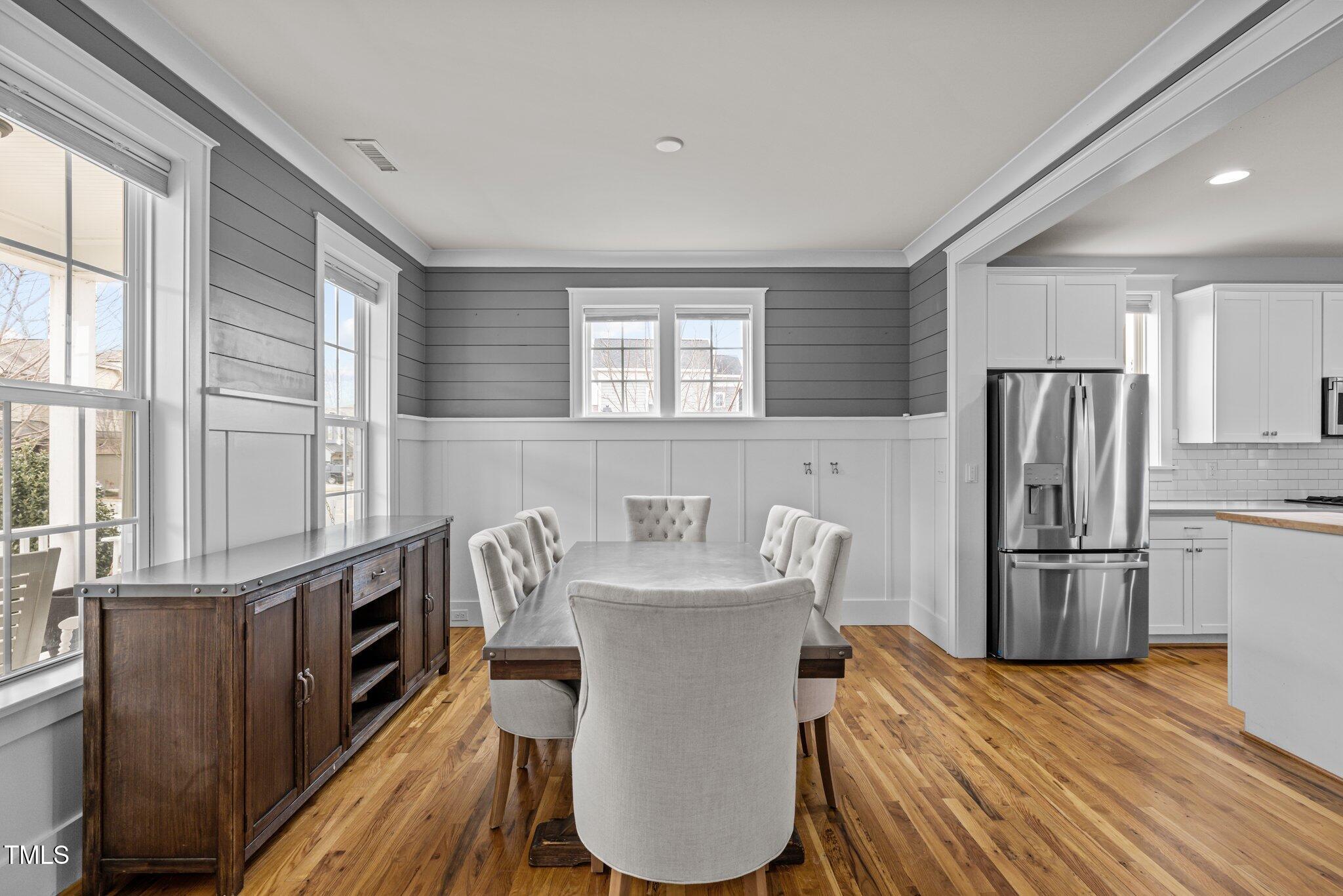 215 Ellsworth Manor Drive