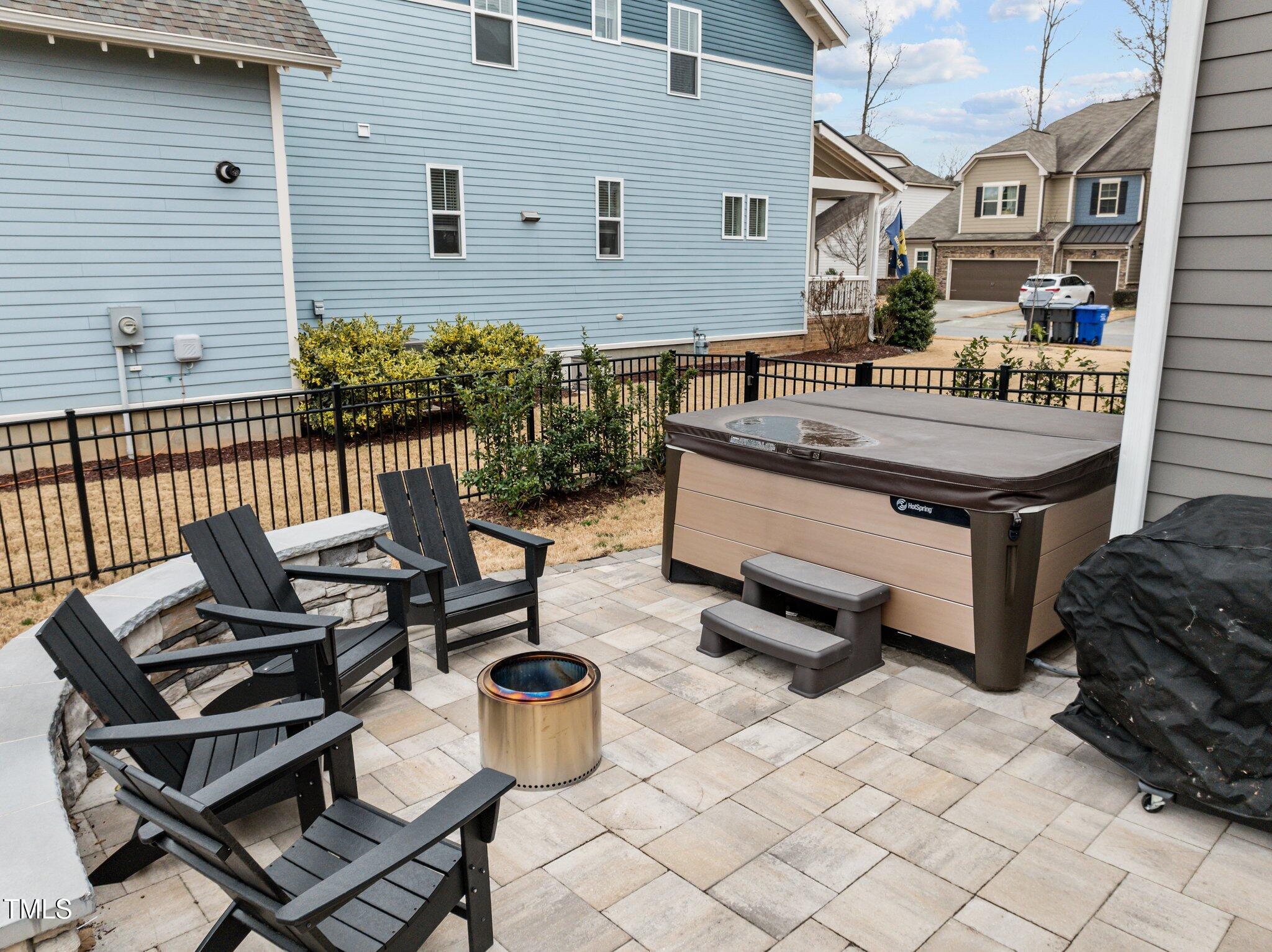 215 Ellsworth Manor Drive