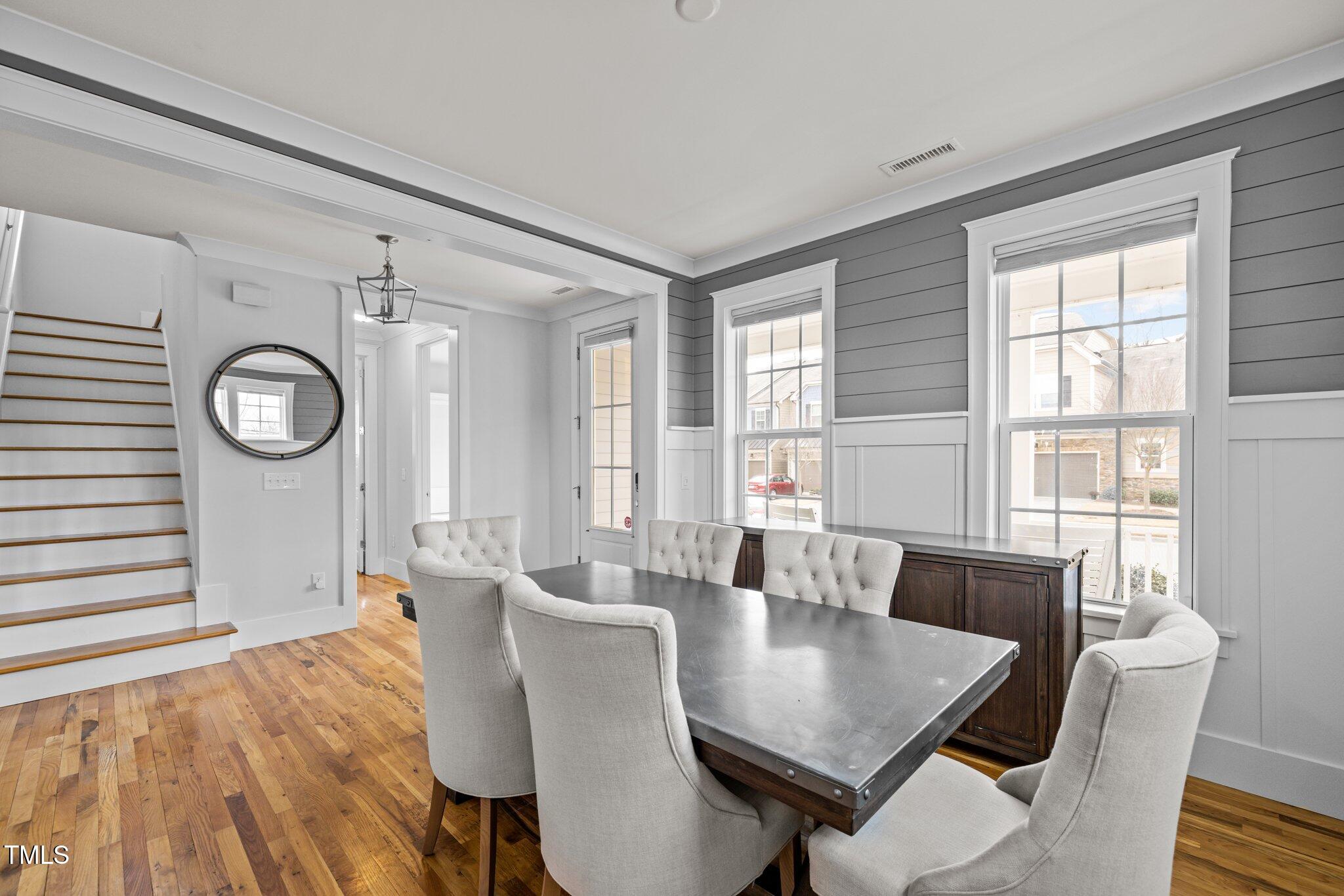 215 Ellsworth Manor Drive