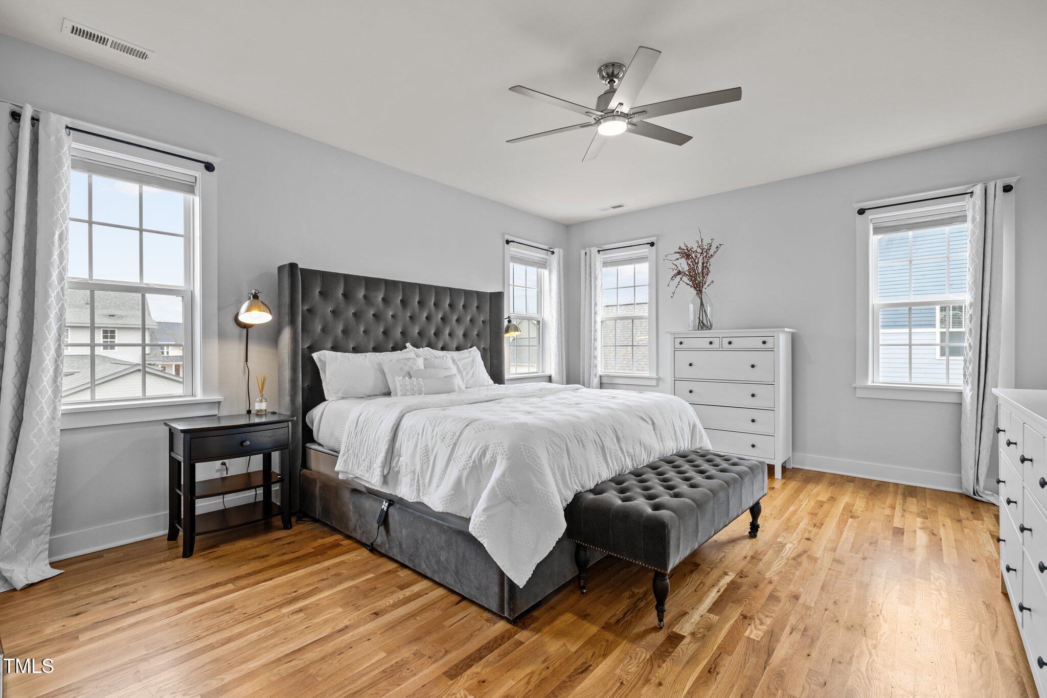 215 Ellsworth Manor Drive