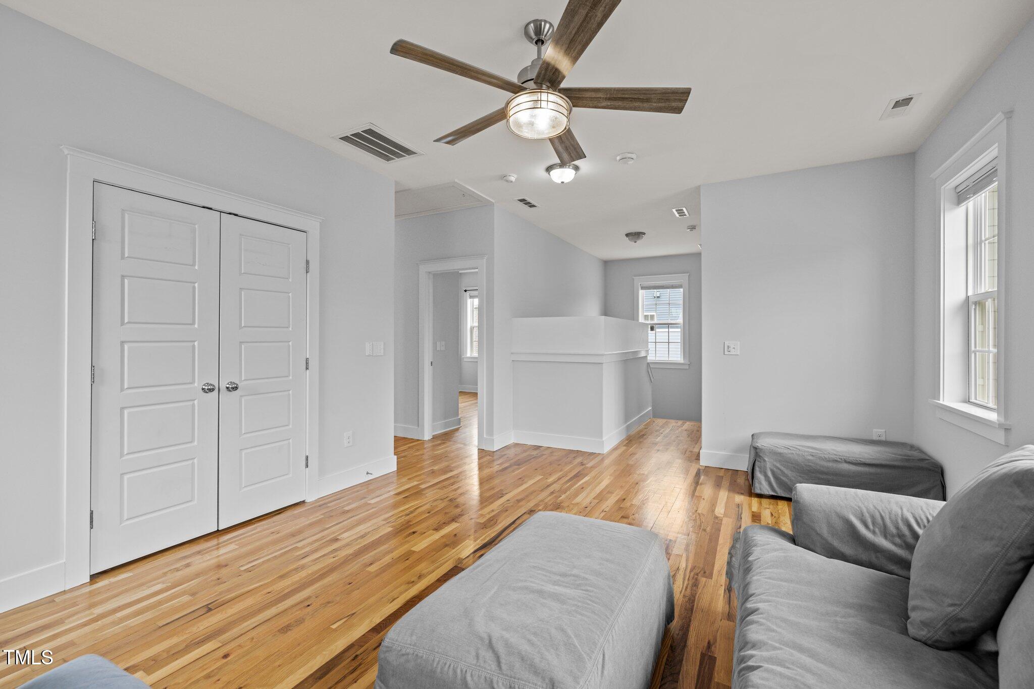 215 Ellsworth Manor Drive