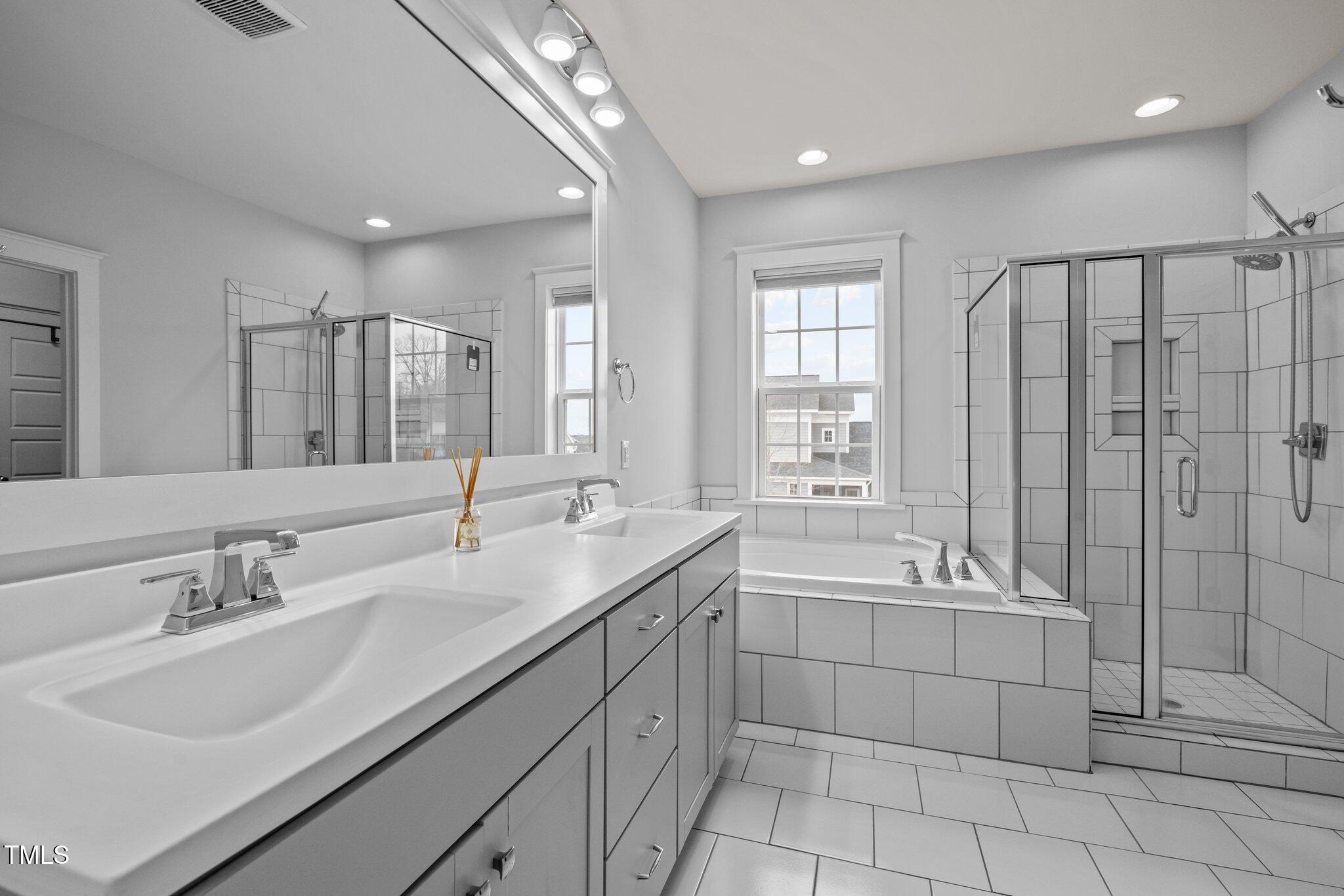 215 Ellsworth Manor Drive