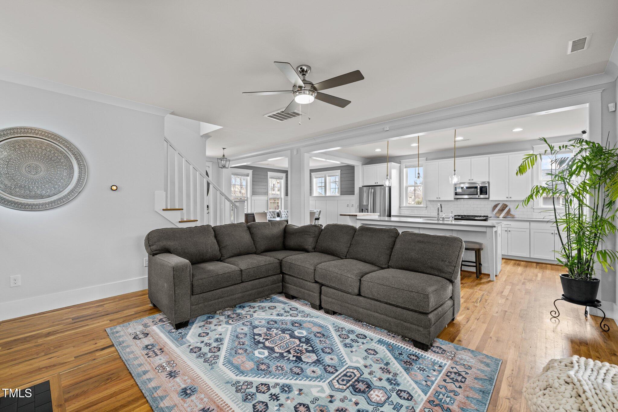 215 Ellsworth Manor Drive