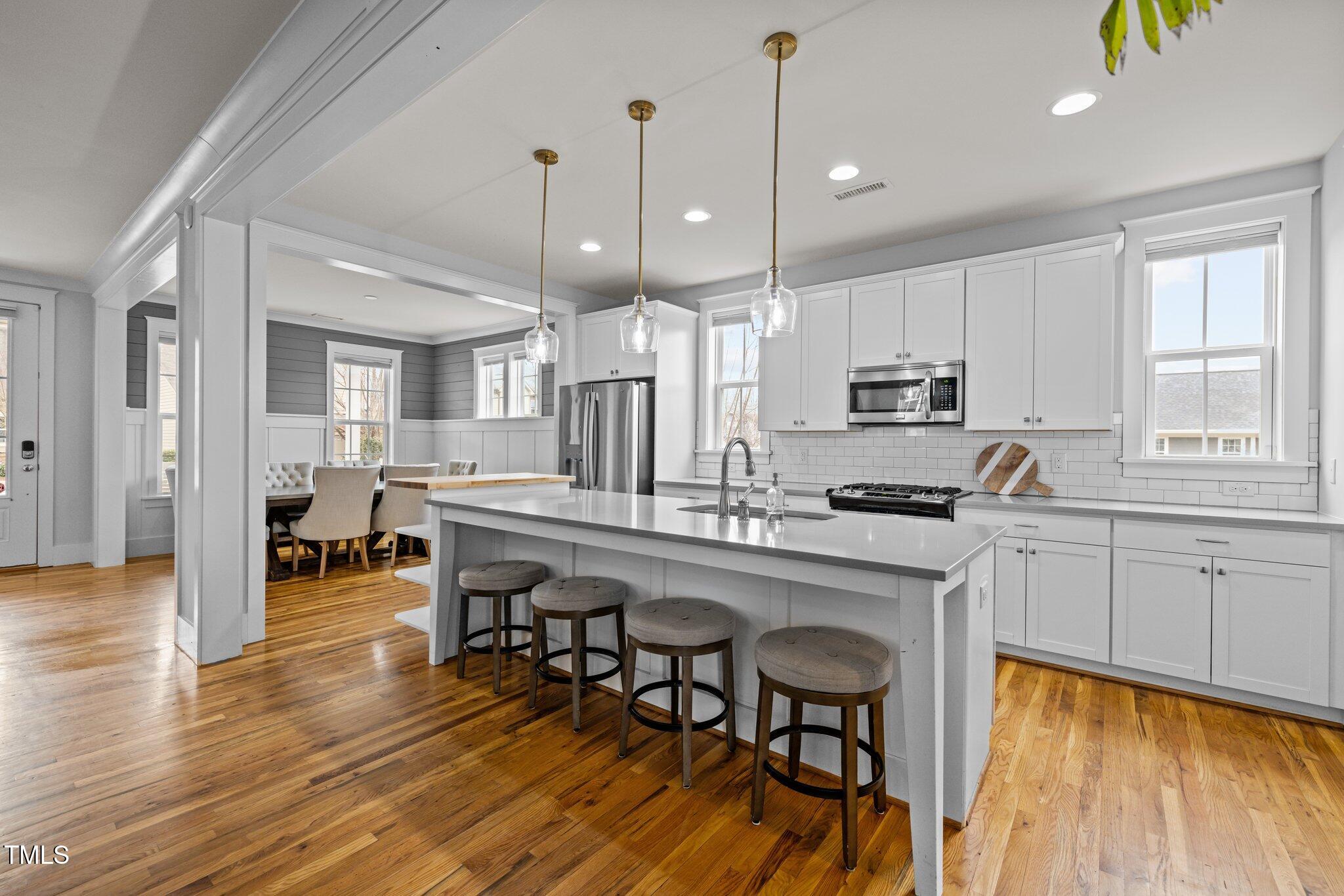 215 Ellsworth Manor Drive