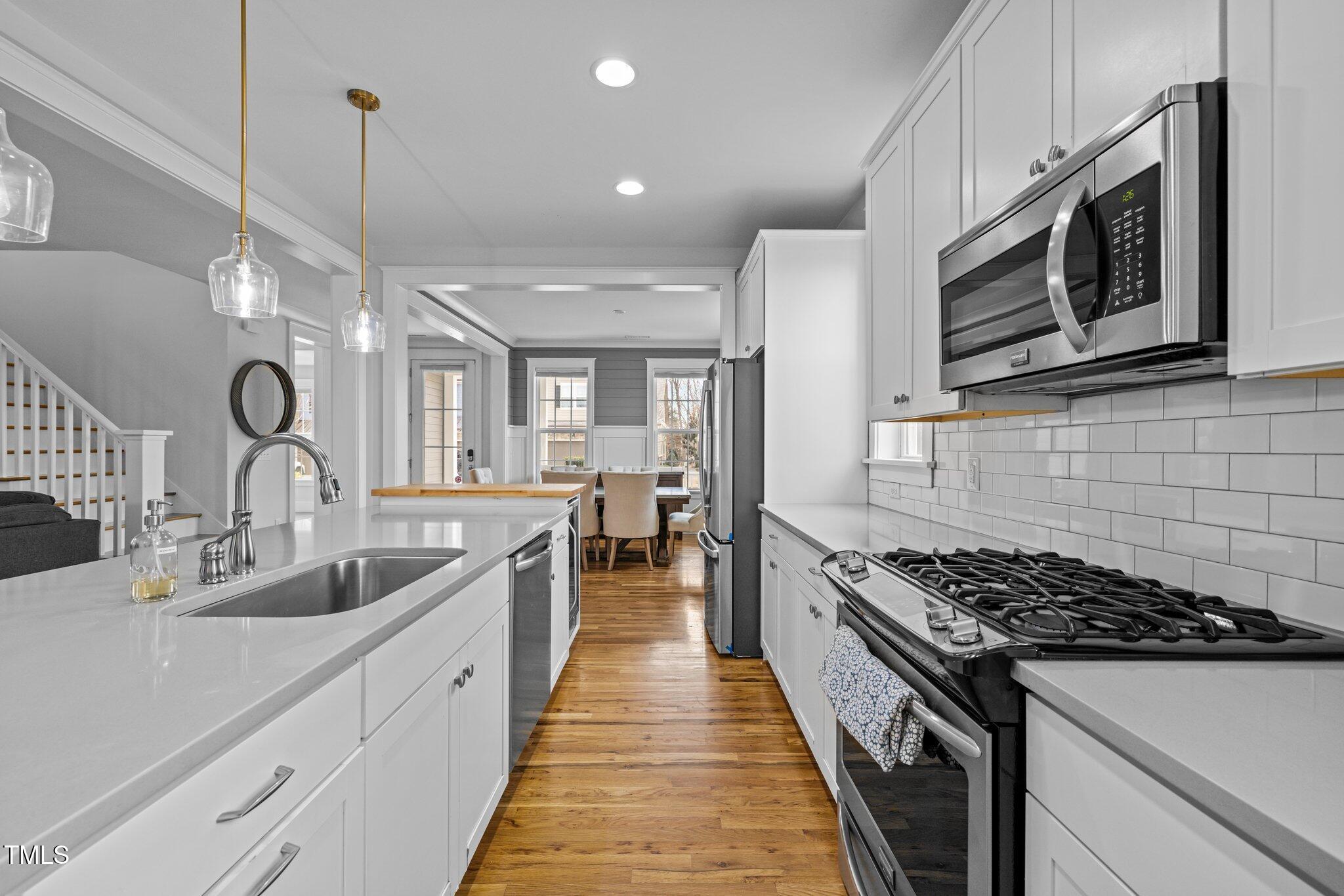 215 Ellsworth Manor Drive