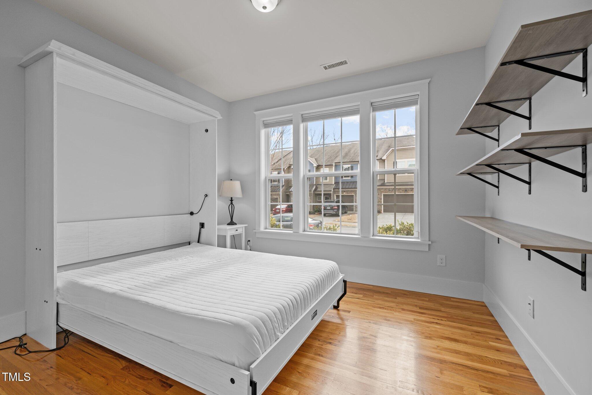 215 Ellsworth Manor Drive