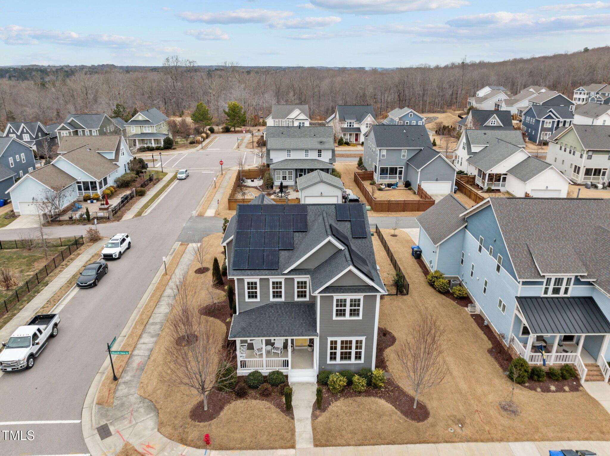 215 Ellsworth Manor Drive