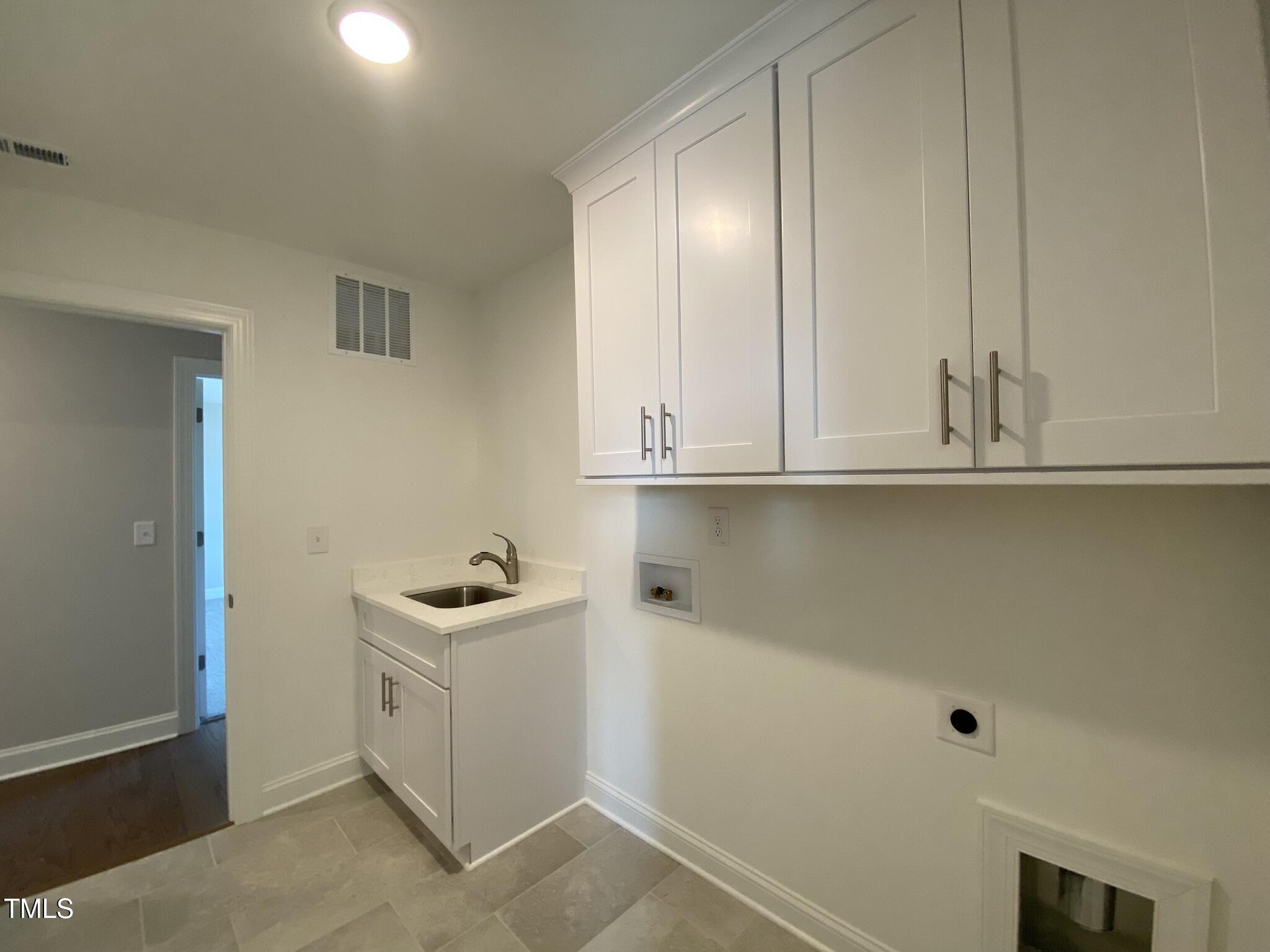 4881 Grosbeak Court