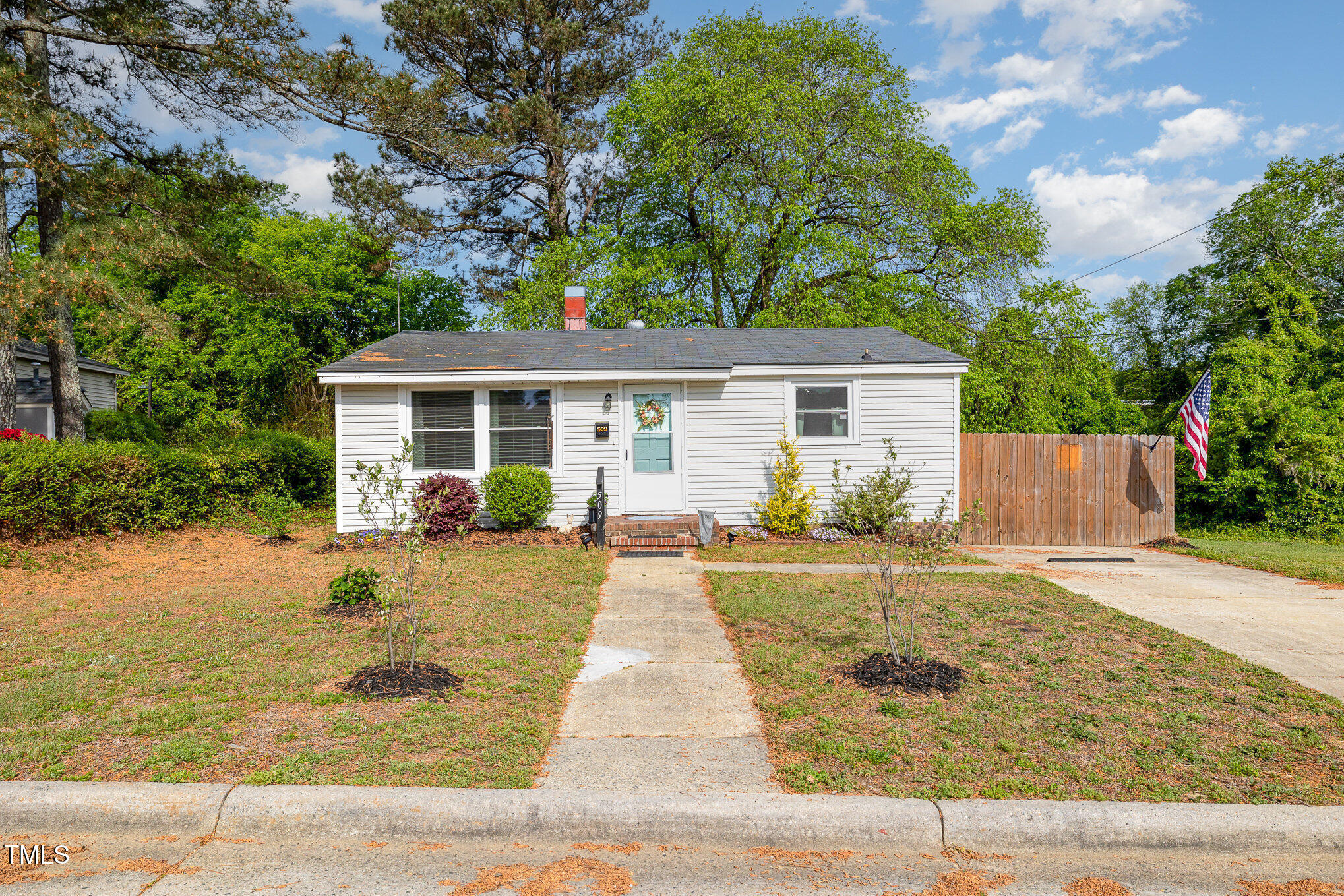 509 N Elm Street