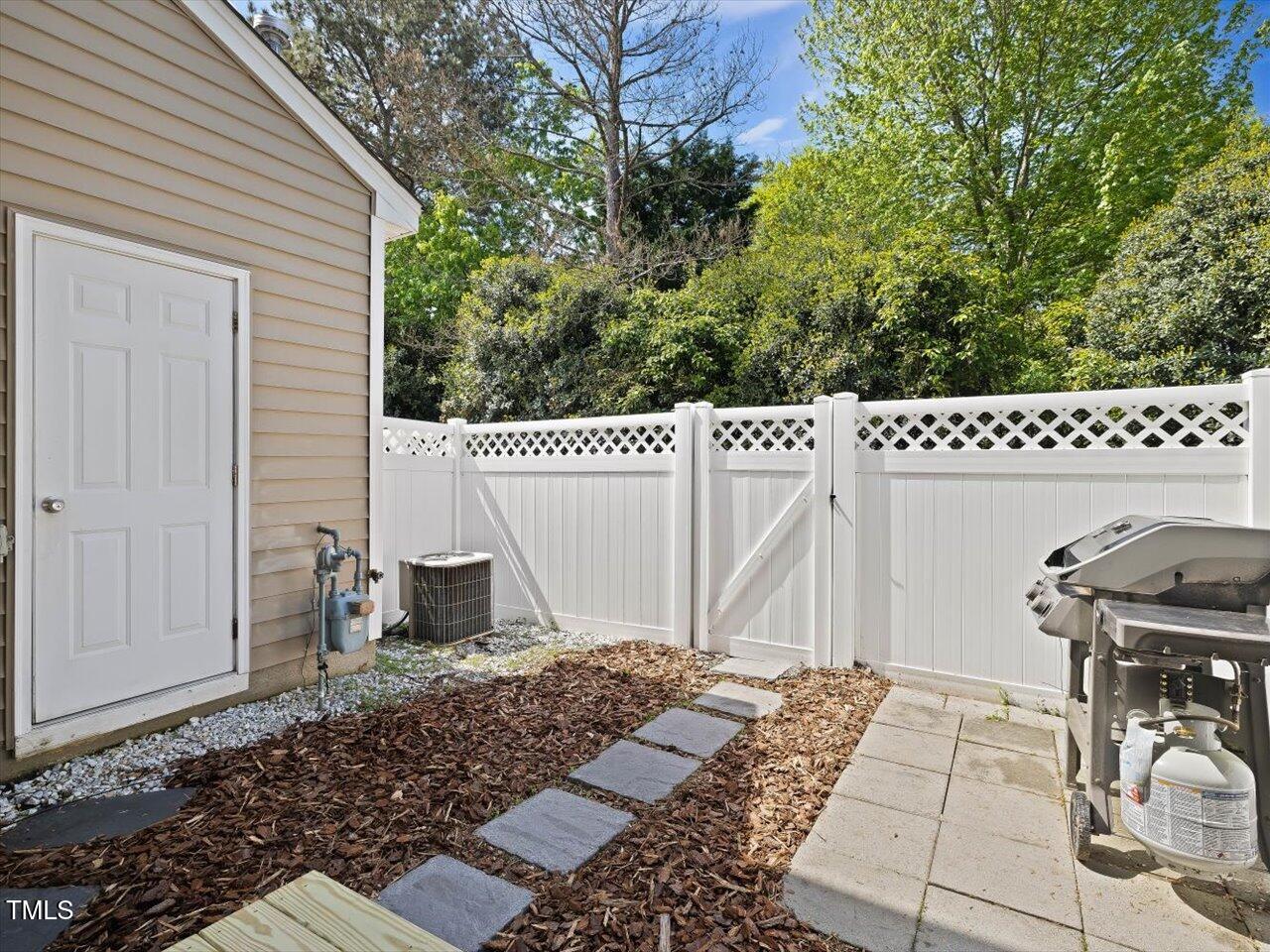 5044 Brooke Lauren Lane