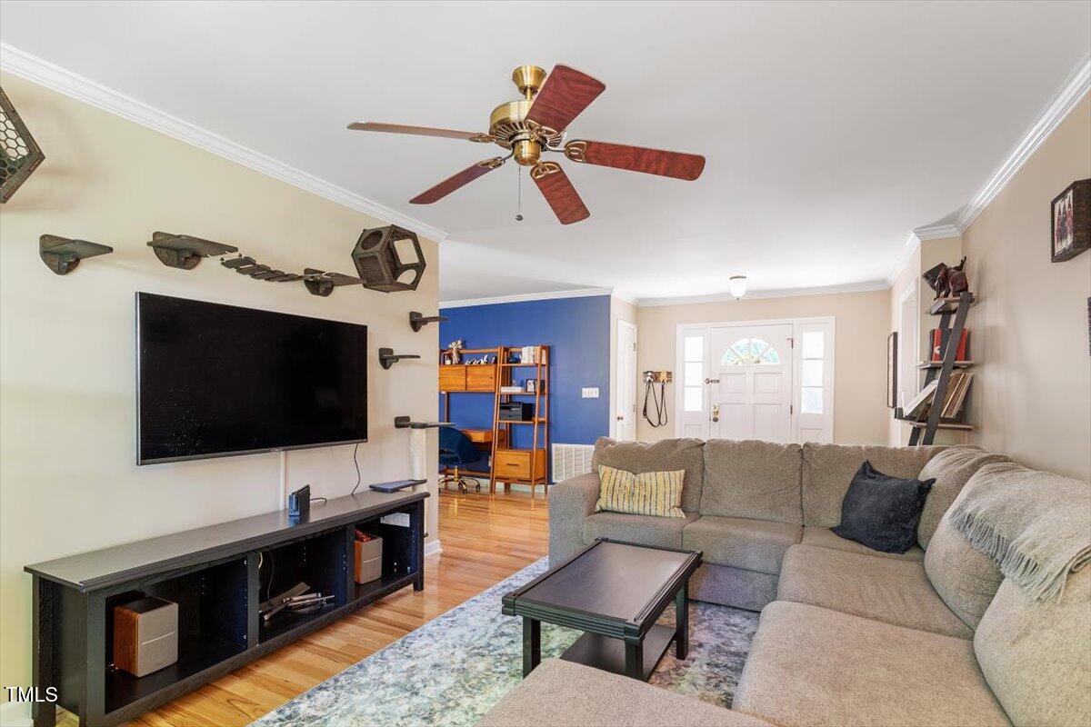 5713 Old Forge Circle
