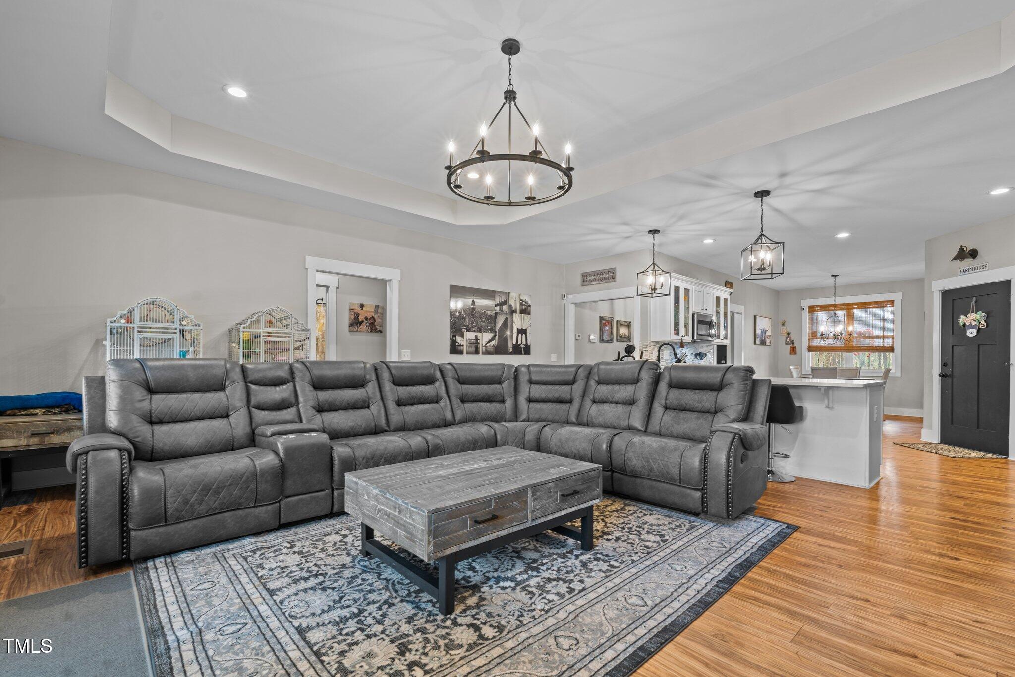 2690 Meadow View Lane