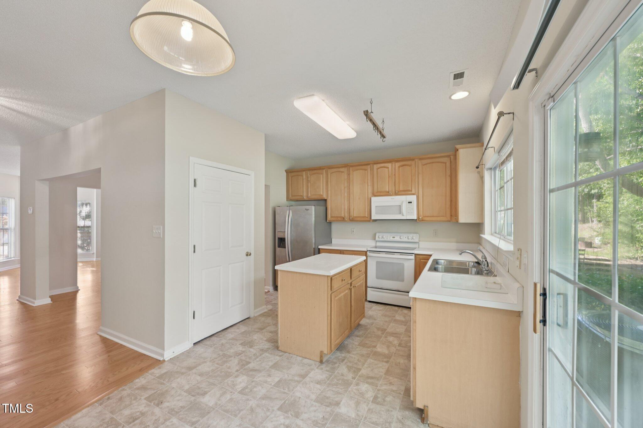 1031 Lake Moraine Place