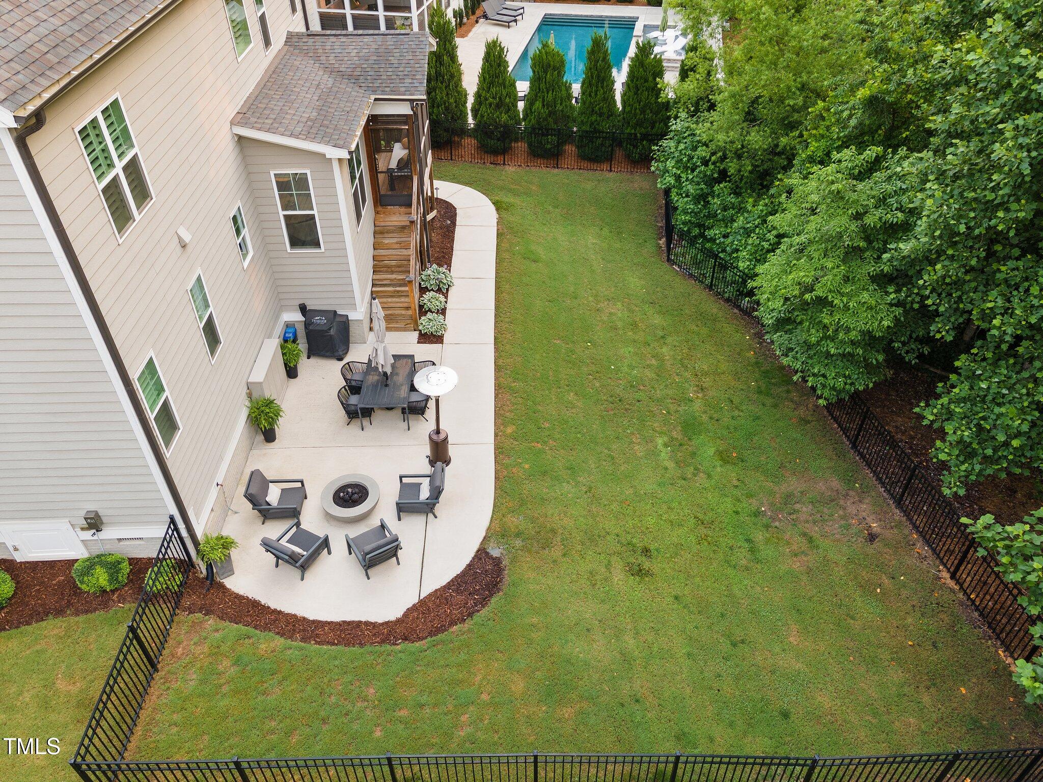 2083 Amalfi Place
