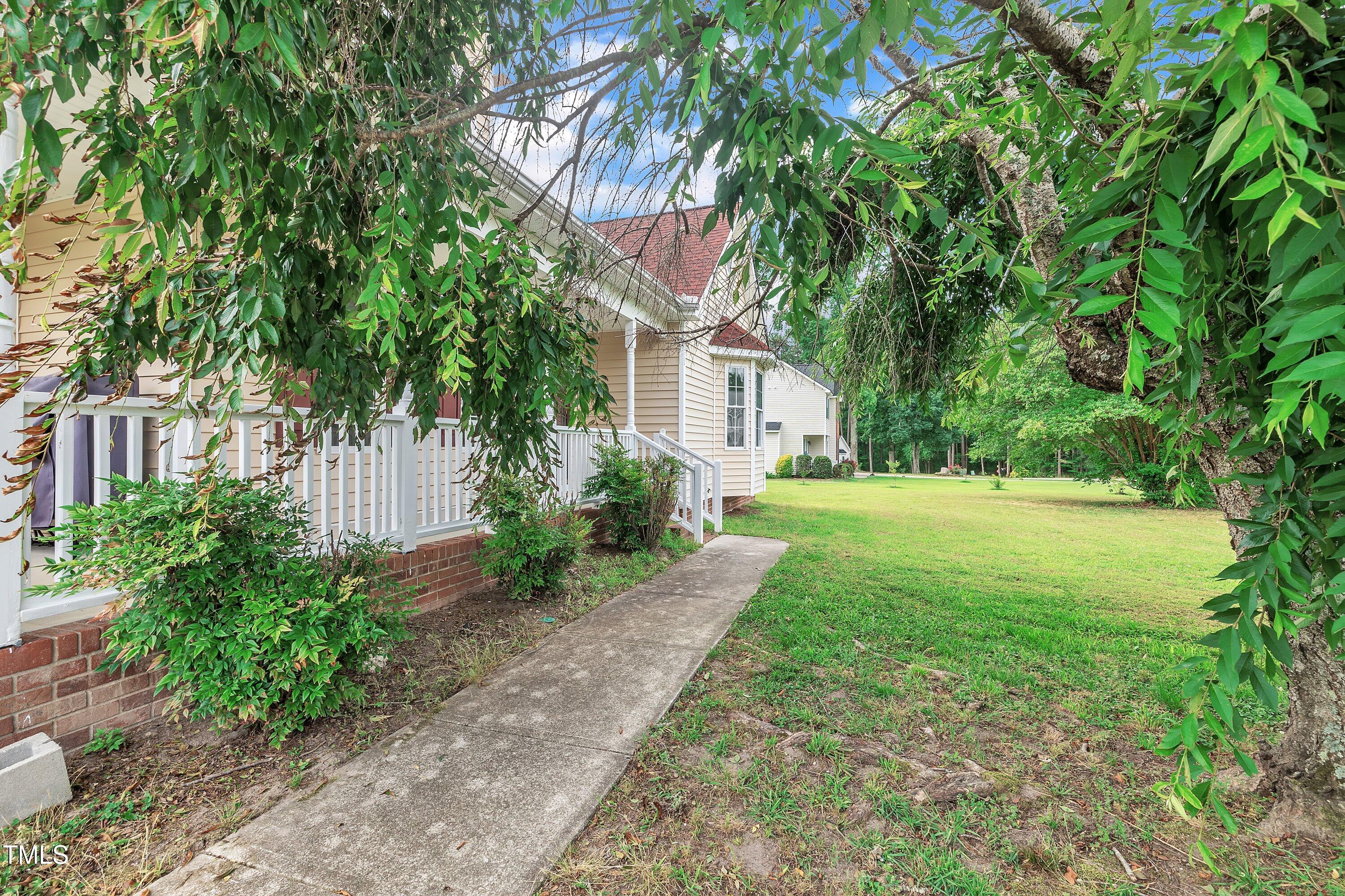 35 Stratton Court
