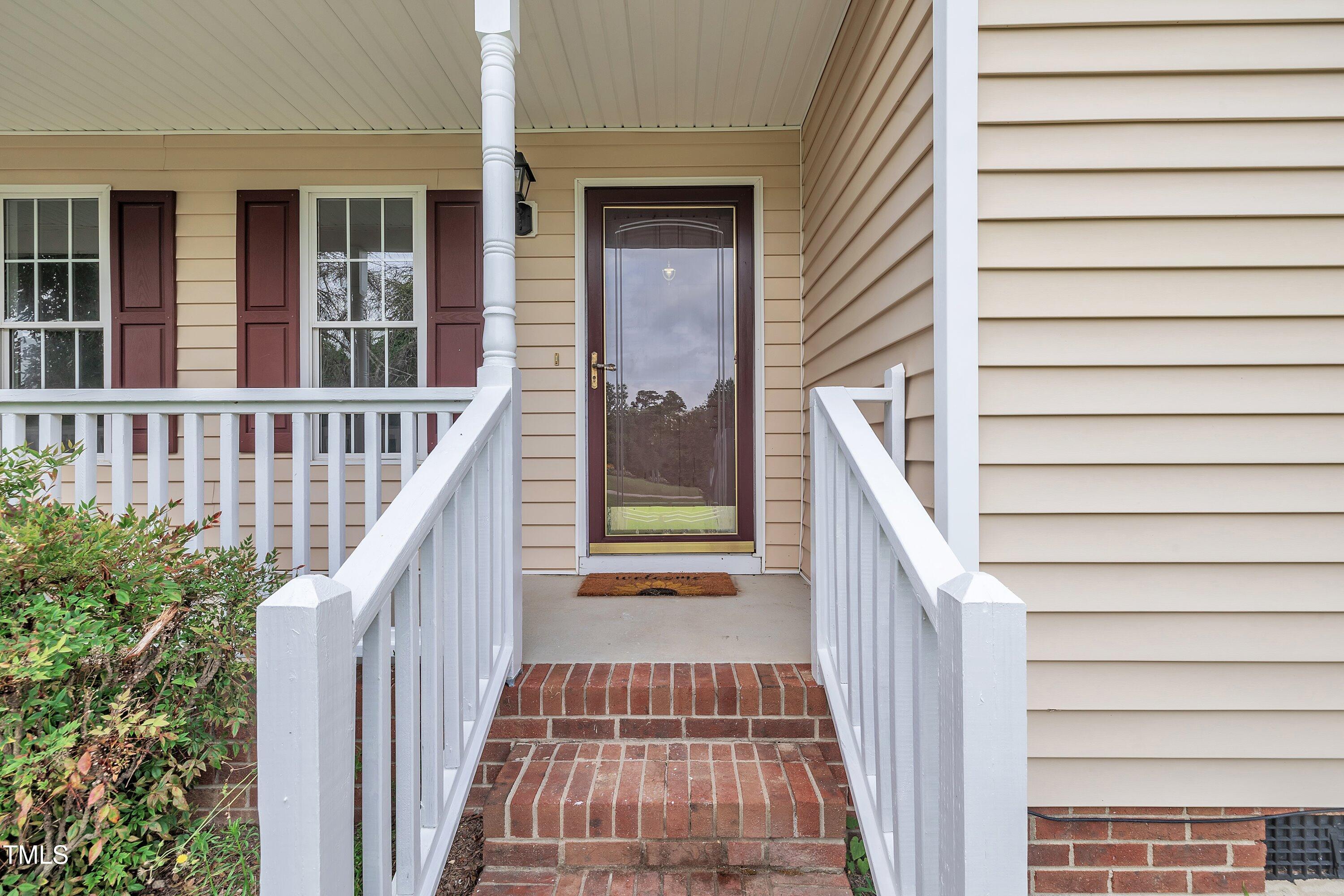 35 Stratton Court