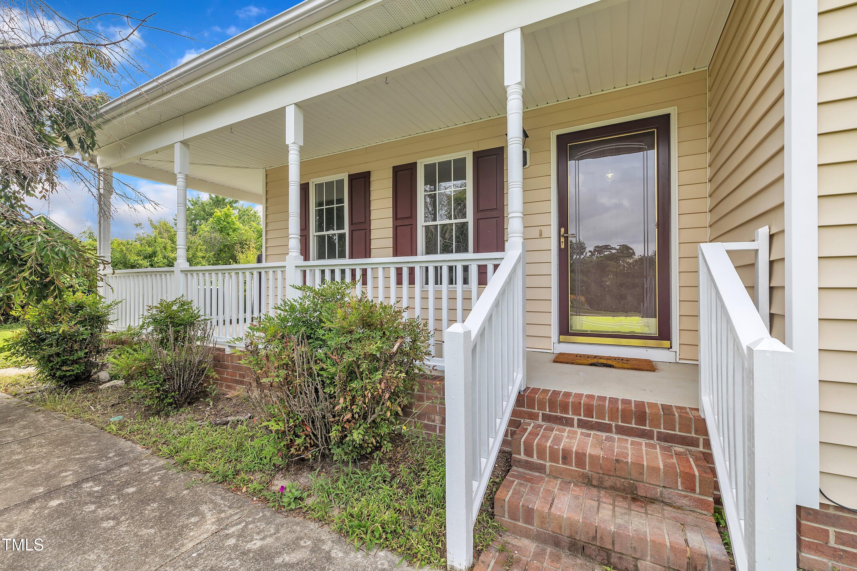 35 Stratton Court