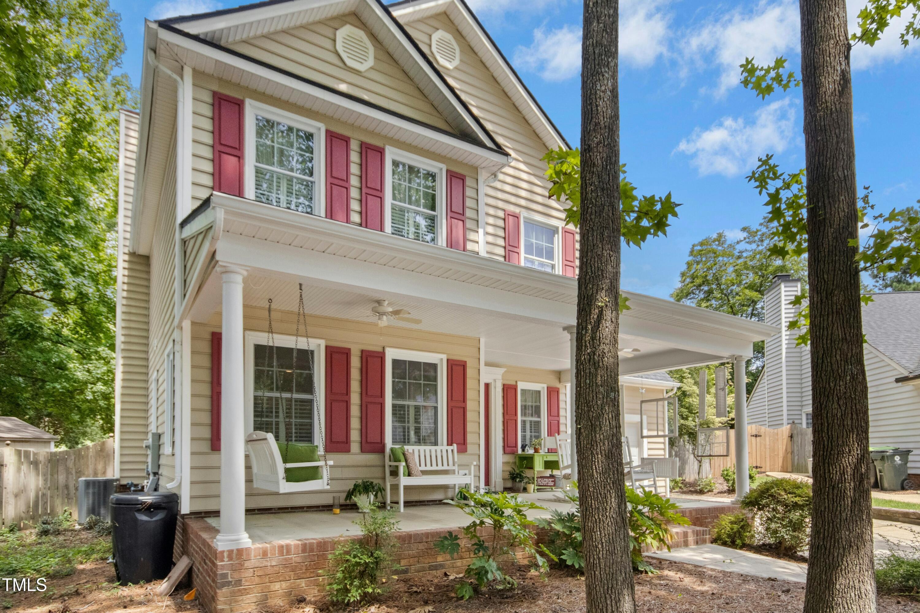 1106 Woodbriar Street