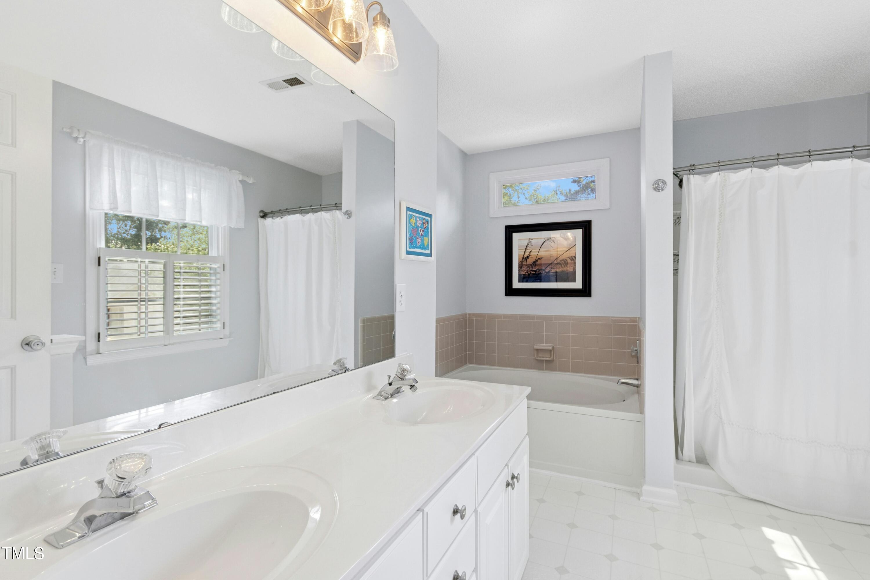 1106 Woodbriar Street