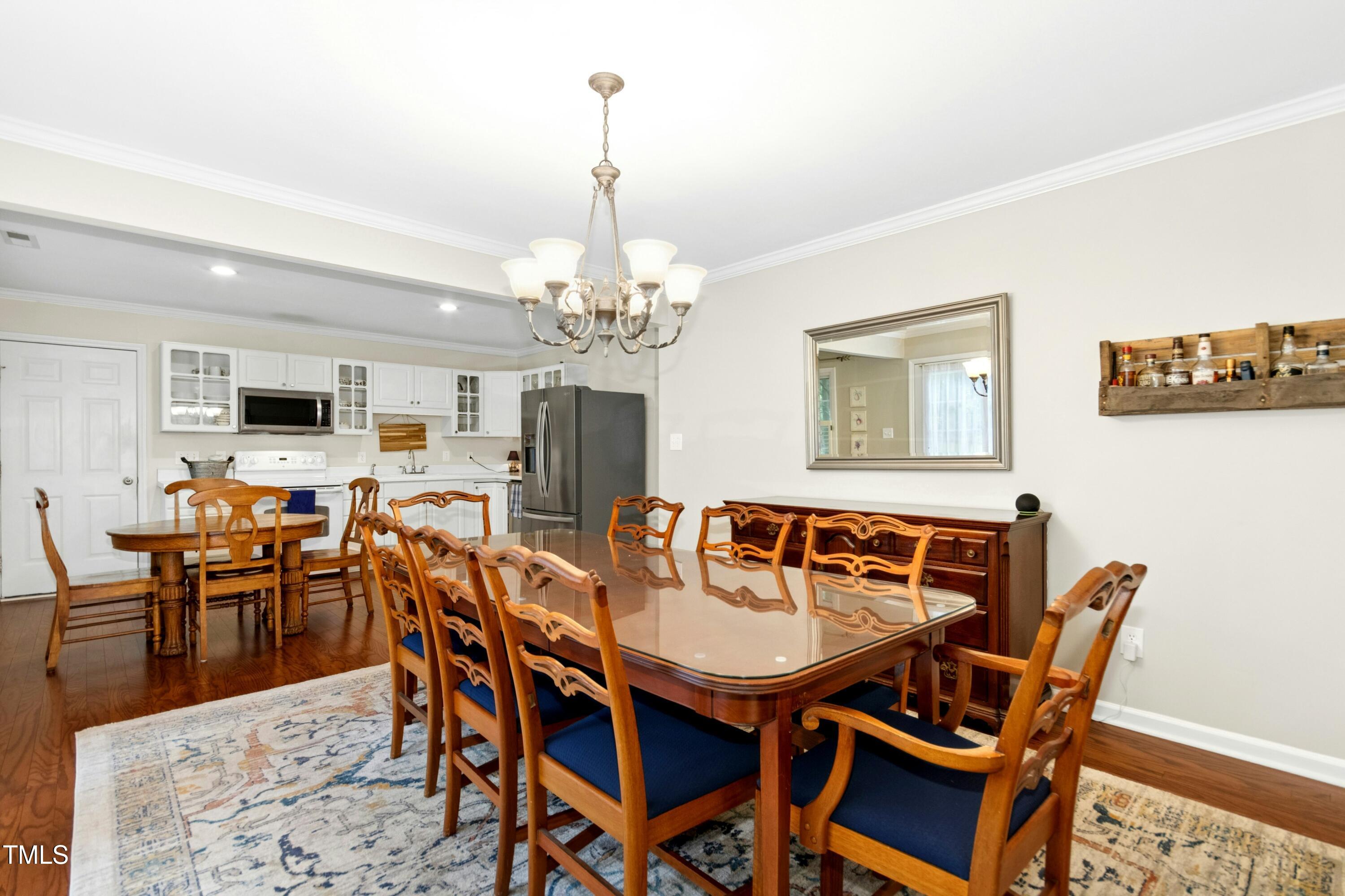 1106 Woodbriar Street