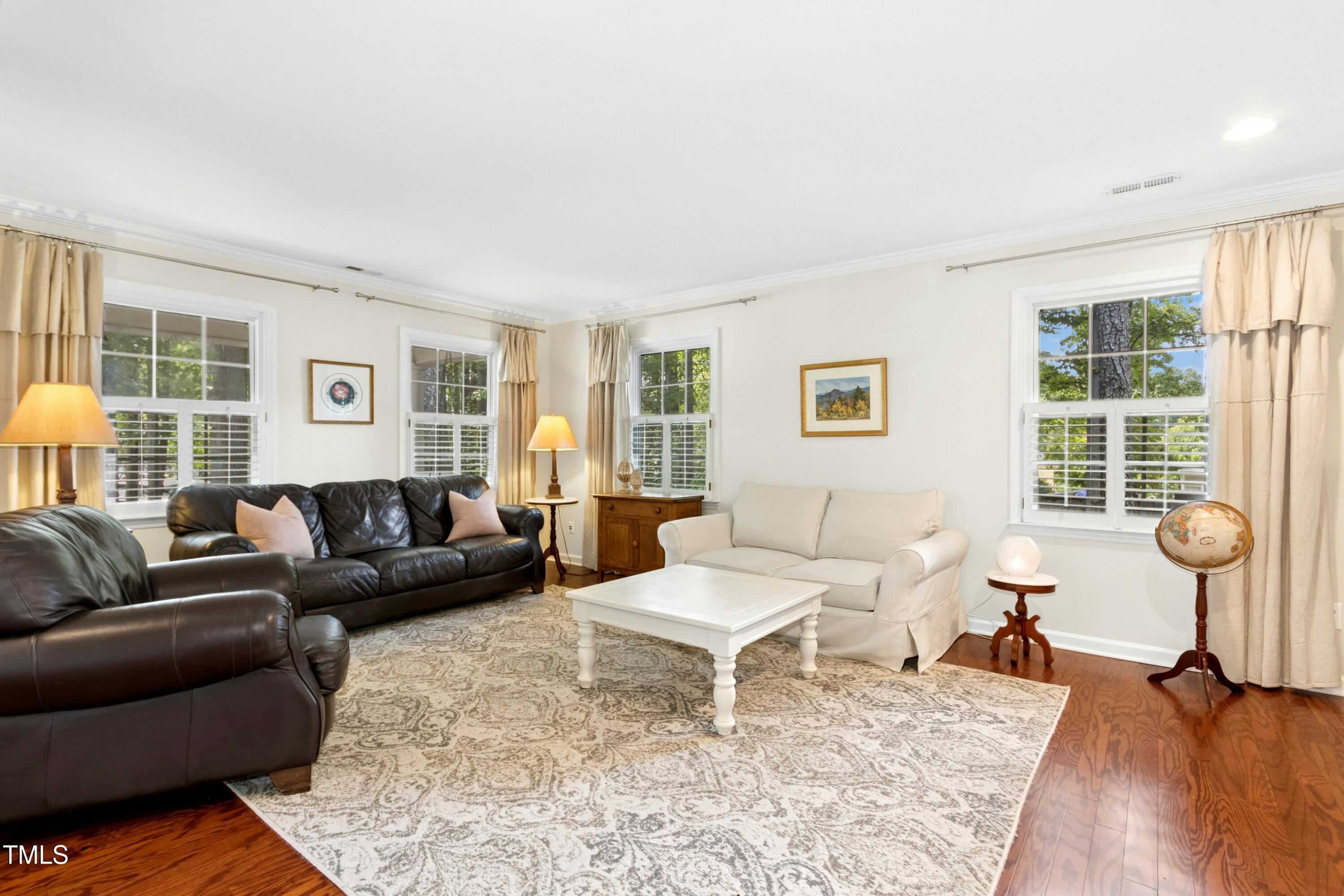 1106 Woodbriar Street